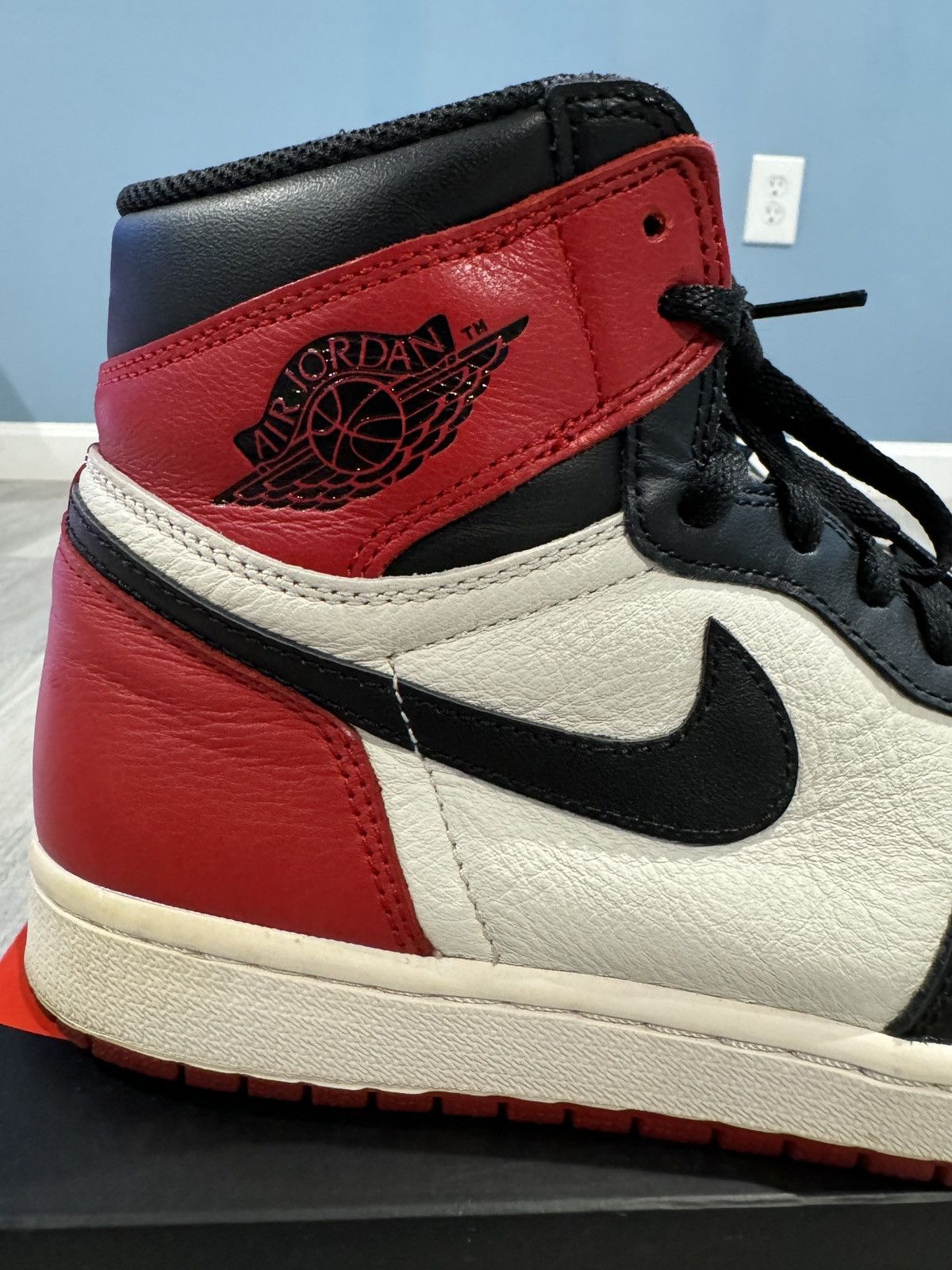 Jordan Brand × Nike Air Jordan 1 Retro High OG “Bred Toe” Size US 9.5 / EU 42-43 - 7 Thumbnail