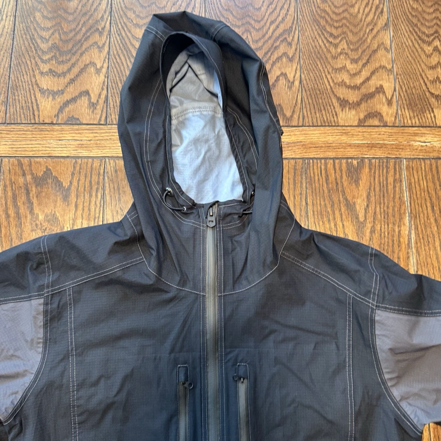 Vintage VINTAGE Kuhl Jacket Mens Small Black Gray Projekt Jetstream Windbreaker Hooded Shirt? Size US S / EU 44-46 / 1 - 3 Thumbnail