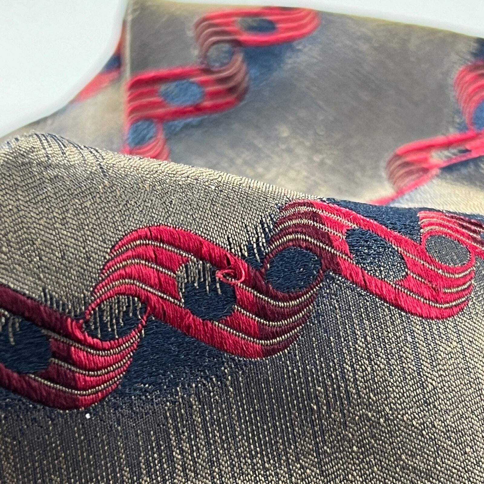 Hugo Boss Hugo Boss Men's Brown Red 100% Silk Striped Woven Neck tie Size ONE SIZE - 5 Thumbnail