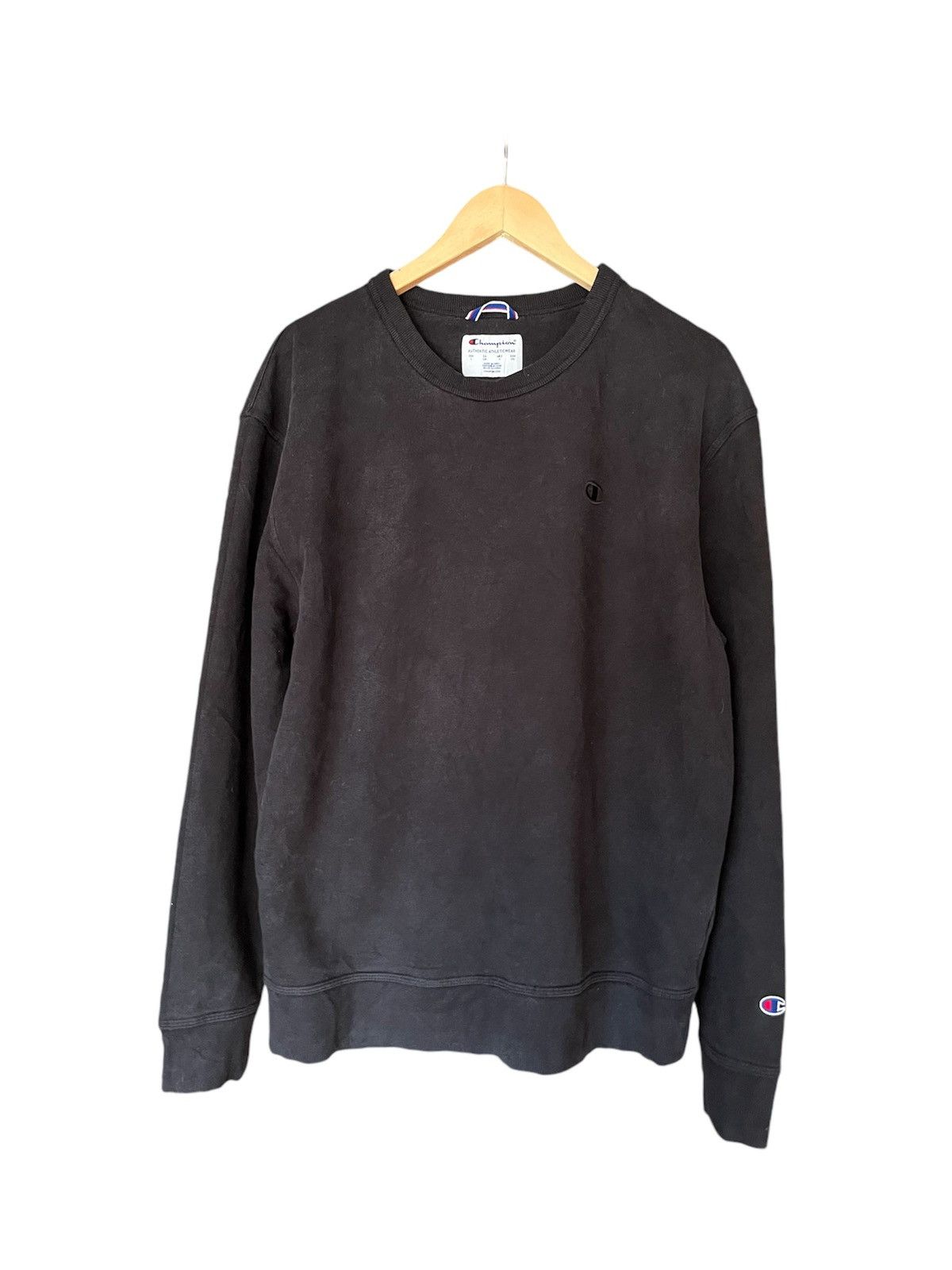 Champion Washed Black Vintage Champion Boxy Crewneck Size US L / EU 52-54 / 3 - 7 Thumbnail