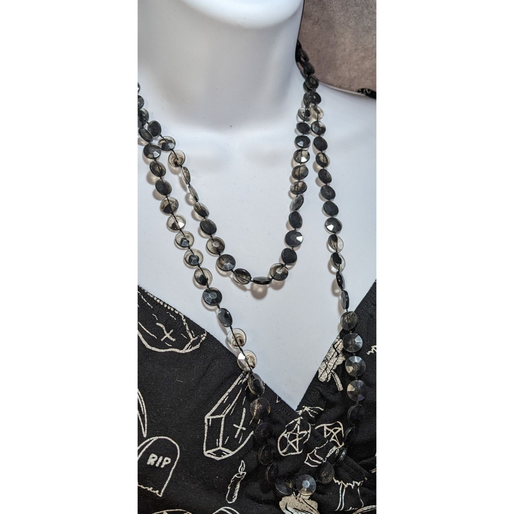Other Gothic Smoky Faceted Plastic Bead Necklace Size ONE SIZE - 3 Thumbnail