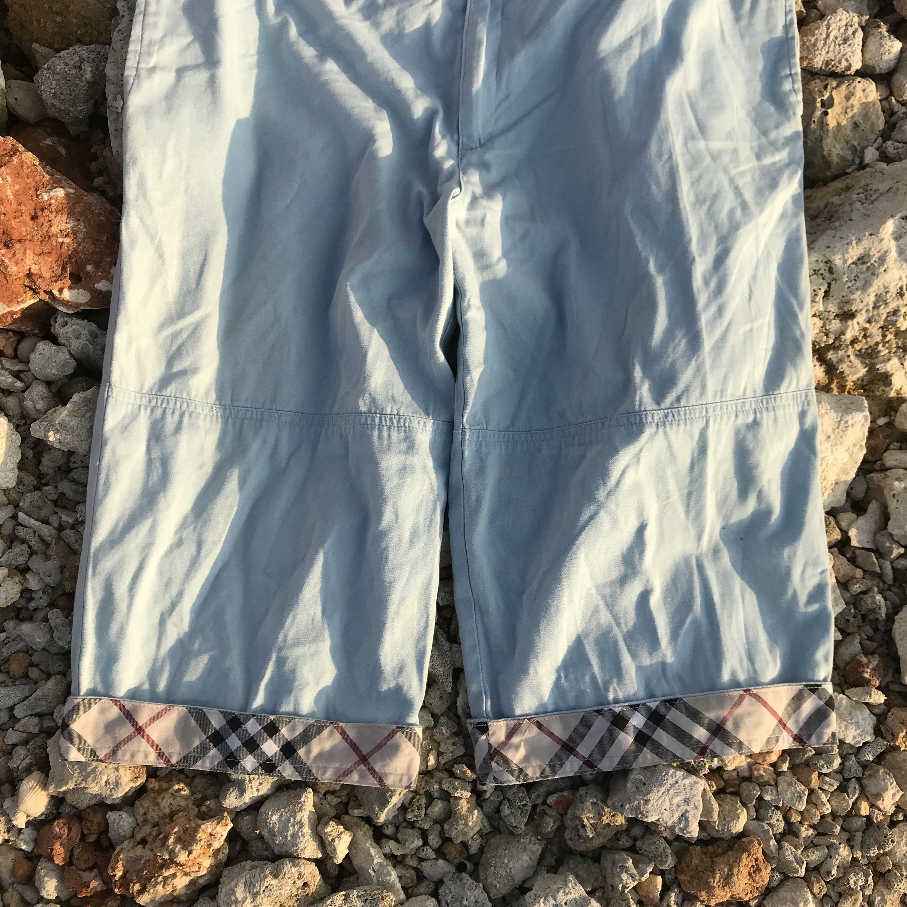 Vintage Burberry baby blue short novacheck pants Trouser pan