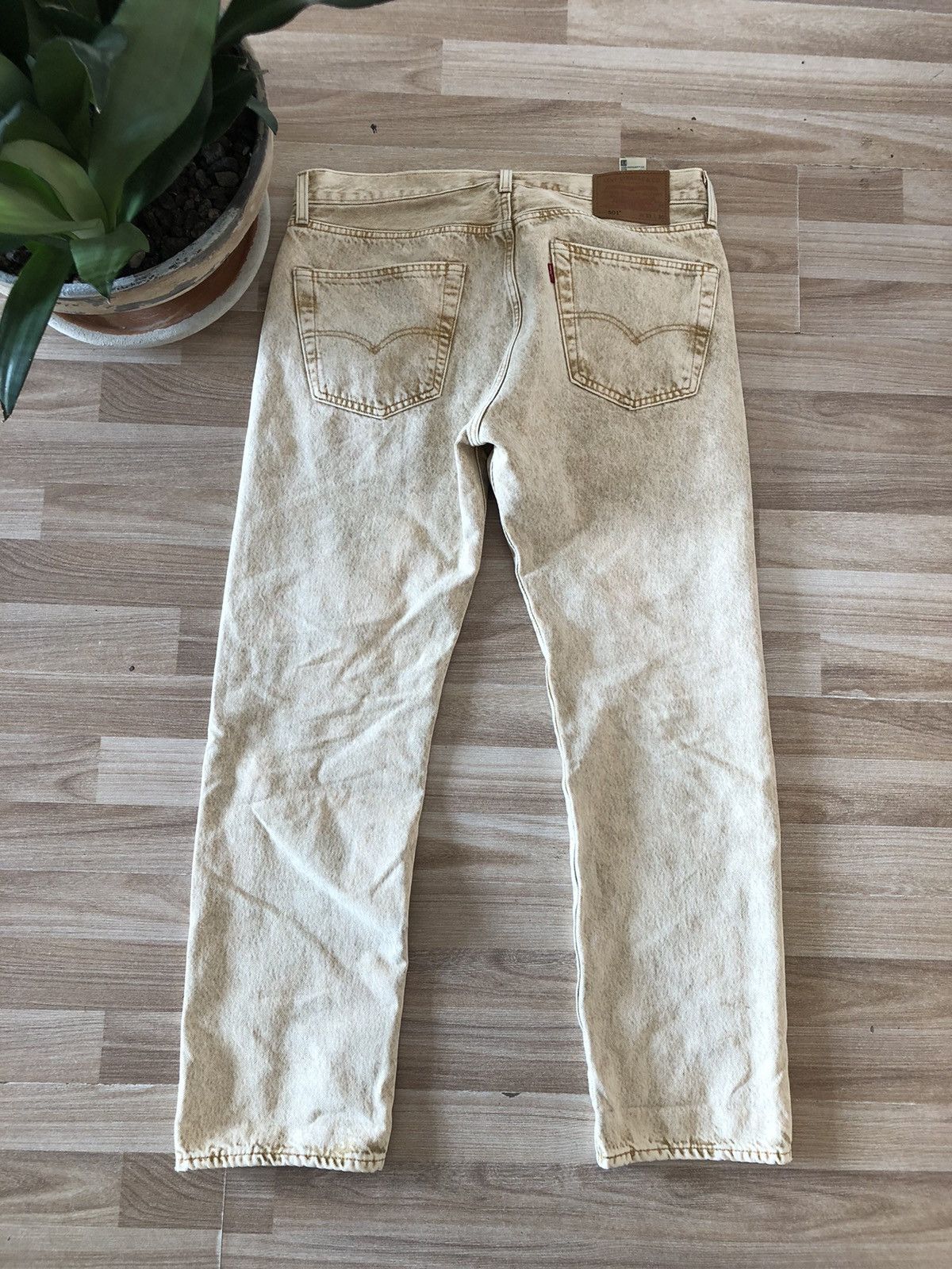 Levi's Levi’s 501 Jeans W33 x L30 Straight Beige Cream White Denim Size US 33 - 1 Thumbnail