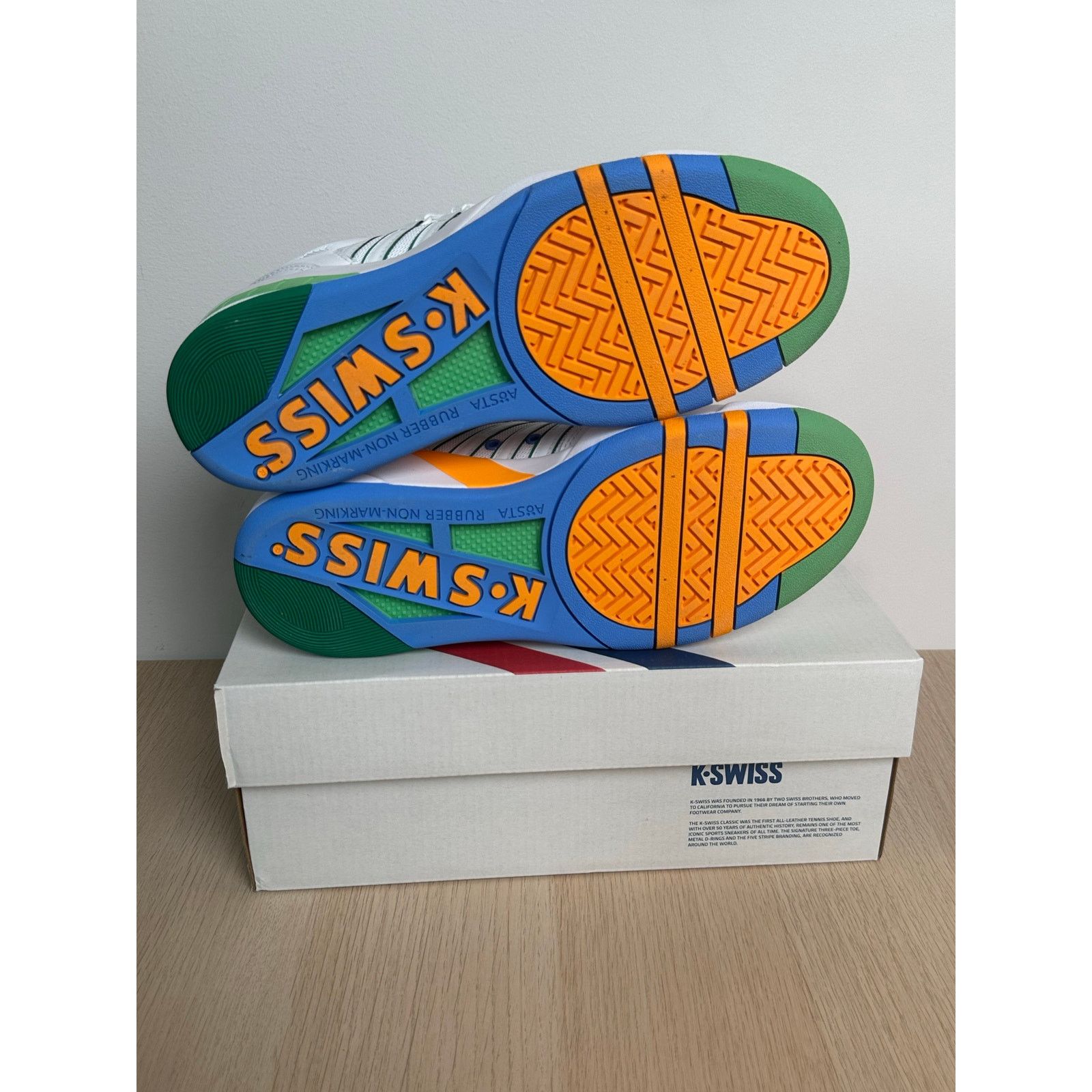 K-Swiss K-SWISS Si-18 International White Sneaker Size 9W - NEW Size US 9 / IT 39 - 6 Thumbnail