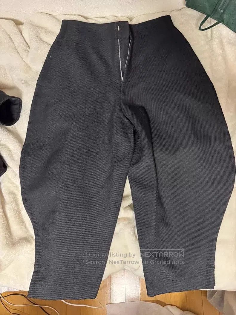 Comme des Garcons Comme Des Garcons size S Asymmetrical Pants Size 23" - 1 Thumbnail