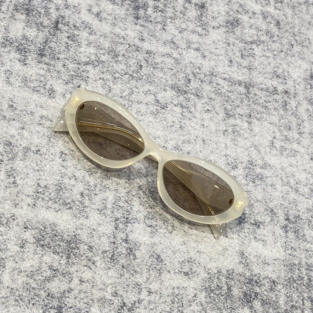 Prada PRADA 0PR 26ZS 12V4I2 OPAL MILK Size ONE SIZE - 4 Thumbnail