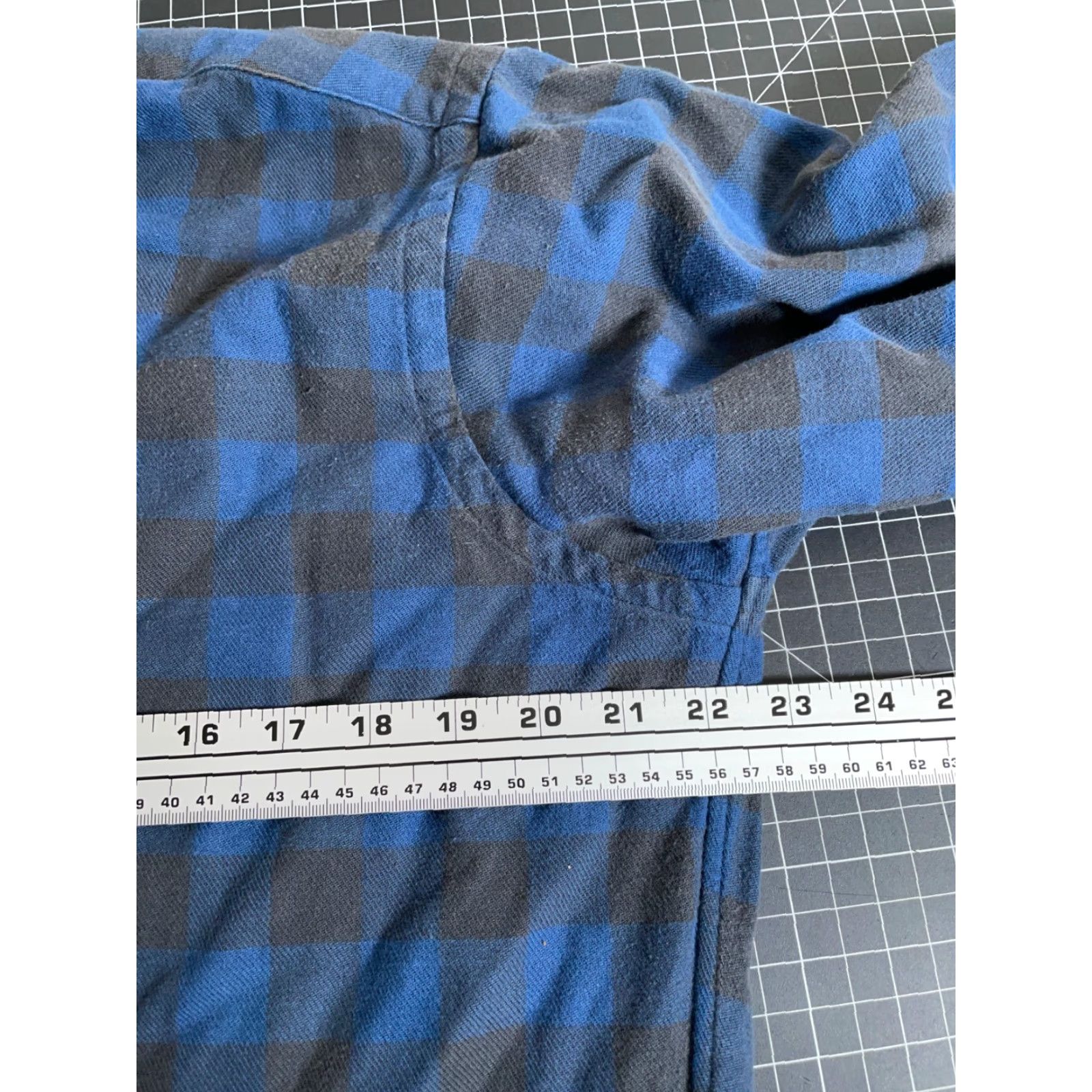 Polo Ralph Lauren VINTAGE Polo Ralph Lauren Flannel Shirt Adult Medium Blue Black Buffalo Plaid Oversized 80s Womens Size M / US 6-8 / IT 42-44 - 5 Thumbnail
