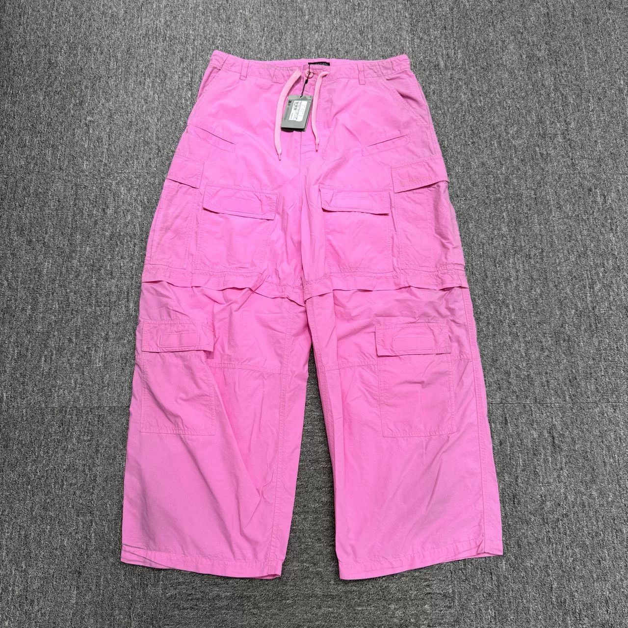 Balenciaga Balenciaga Distressed Cargo Pants Size US 26 / EU 42 - 1 Thumbnail
