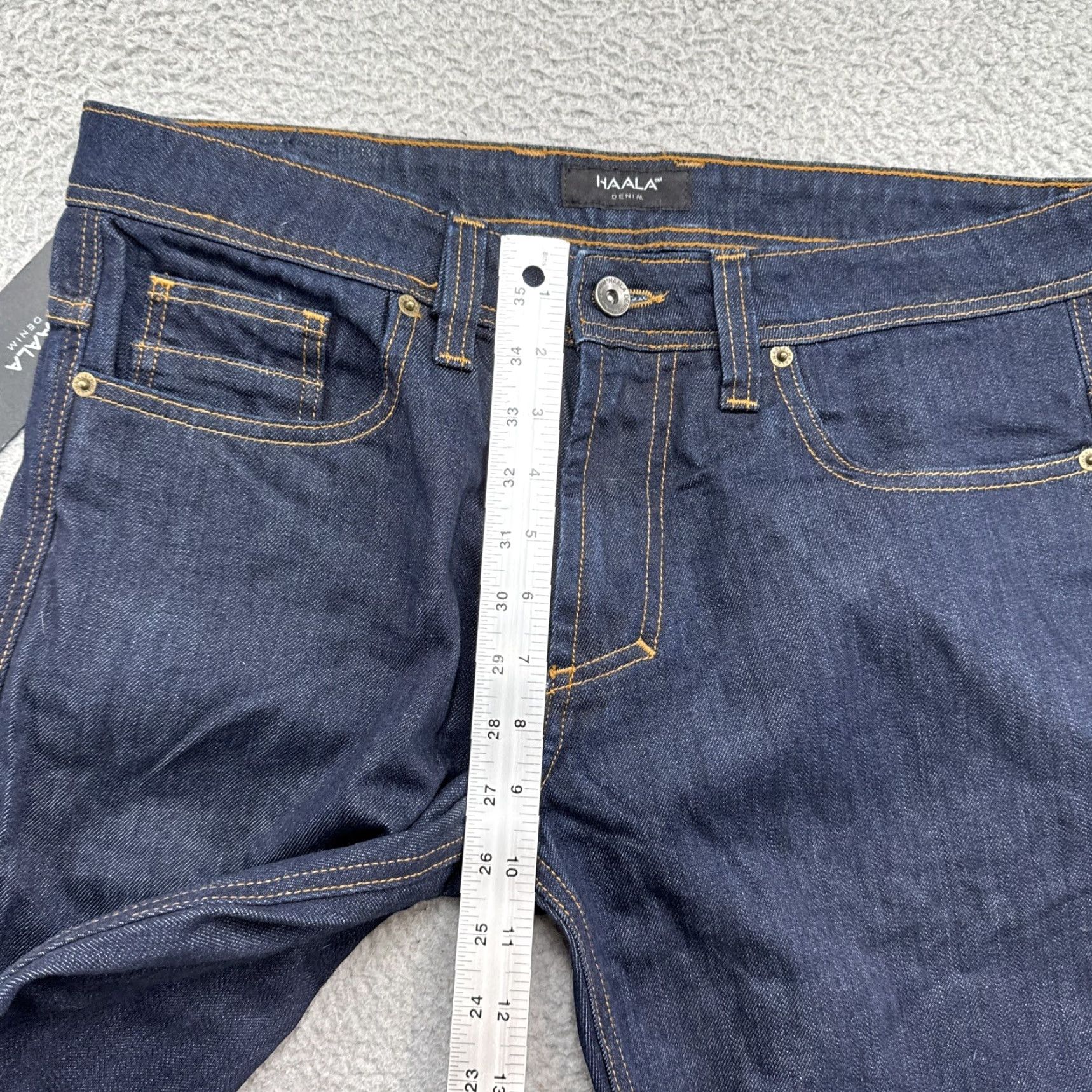 Vintage Haala Crosby Straight Jeans Men's 38x34 Dark Wash Cotton Denim 5-Pocket USA Made Size US 38 / EU 54 - 7 Thumbnail