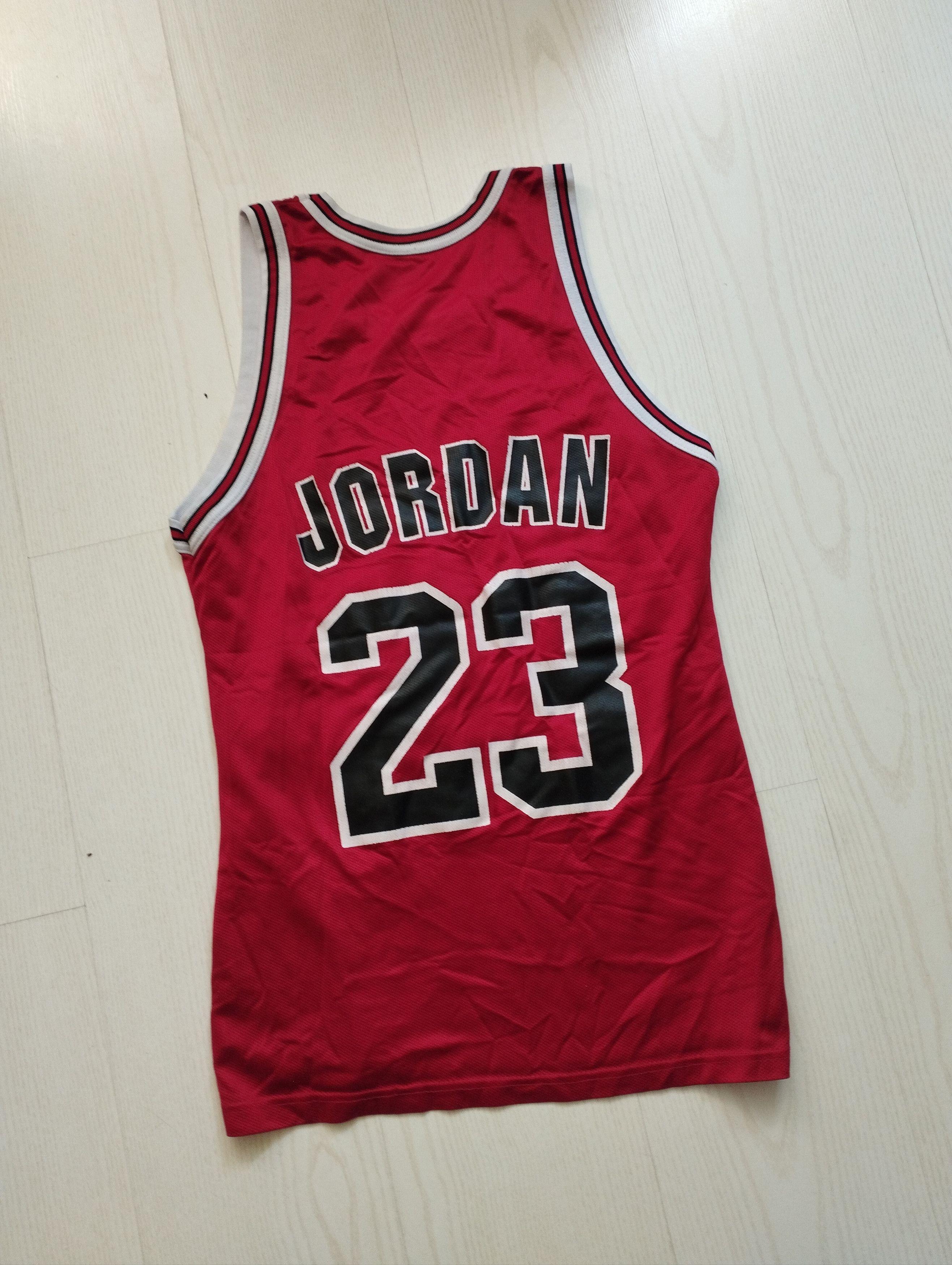 古着 90年代 Champion NBA CHICAGO BULLS Vintage 90s Champion Chicago Bulls NBA Official Shooting