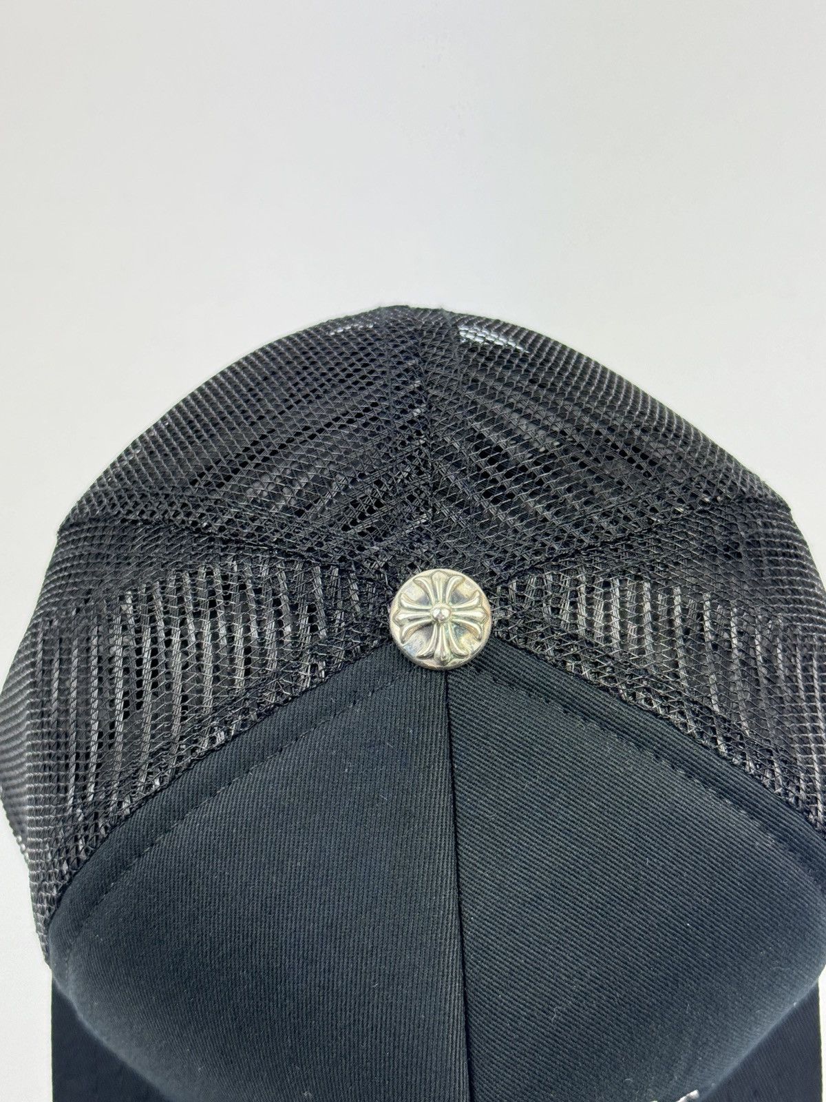 Chrome Hearts TRIPLE WHITE CROSS PATCH TRUCKER CAP Size ONE SIZE - 5 Thumbnail