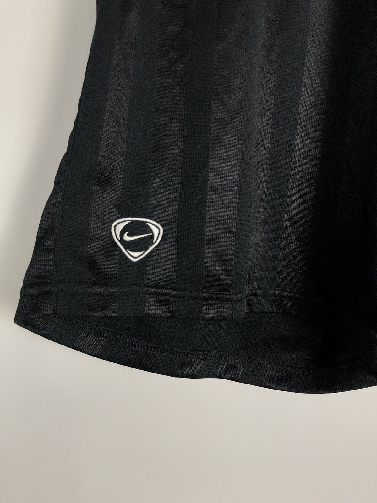 Nike Nike Vintage Track Shorts Small Logo Black size M Size US 30 / EU 46 - 3 Thumbnail