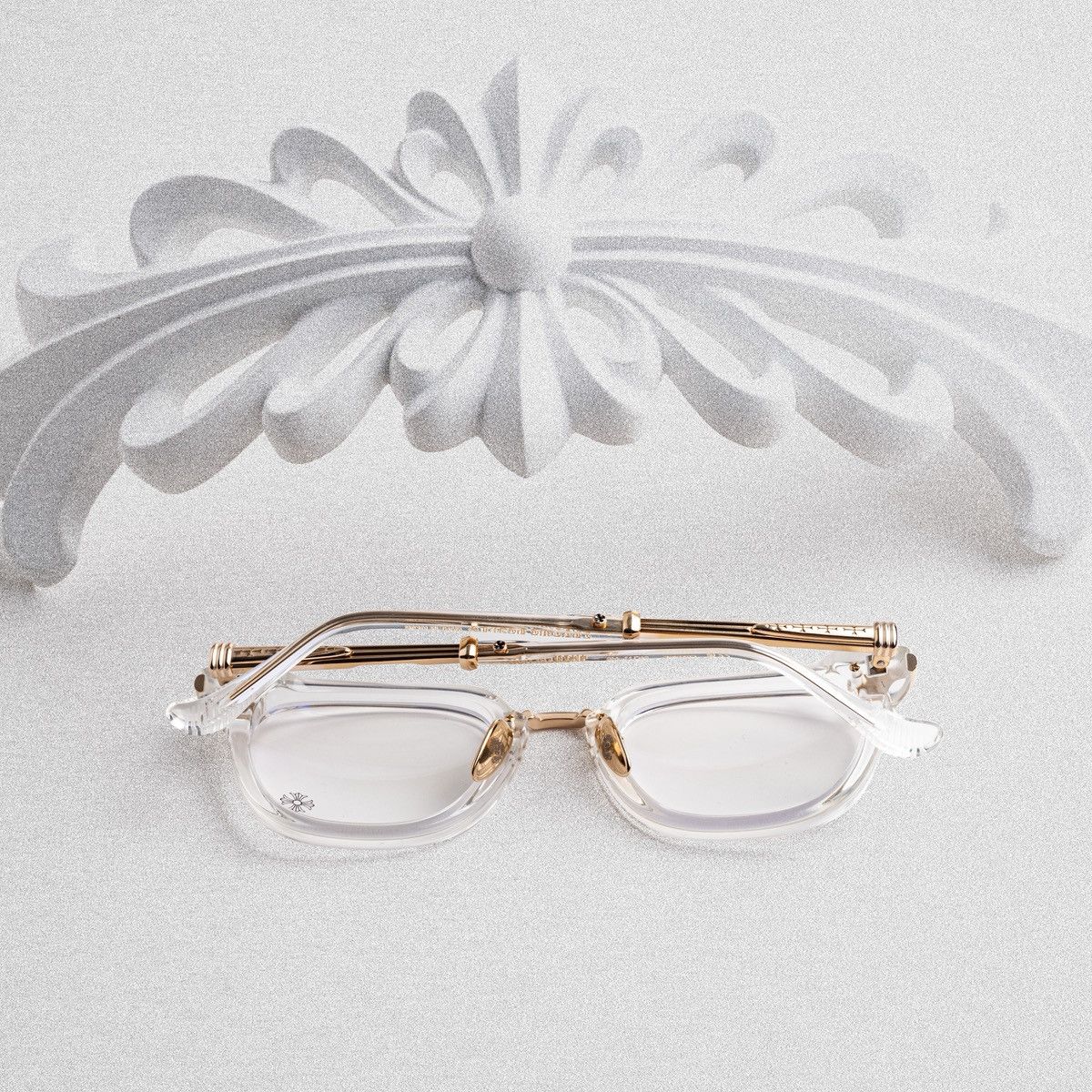 Chrome Hearts CHROME HEARTS TITANASLUVR CRYSTAL/GOLD PLATED GLASSES Size ONE SIZE - 7 Thumbnail