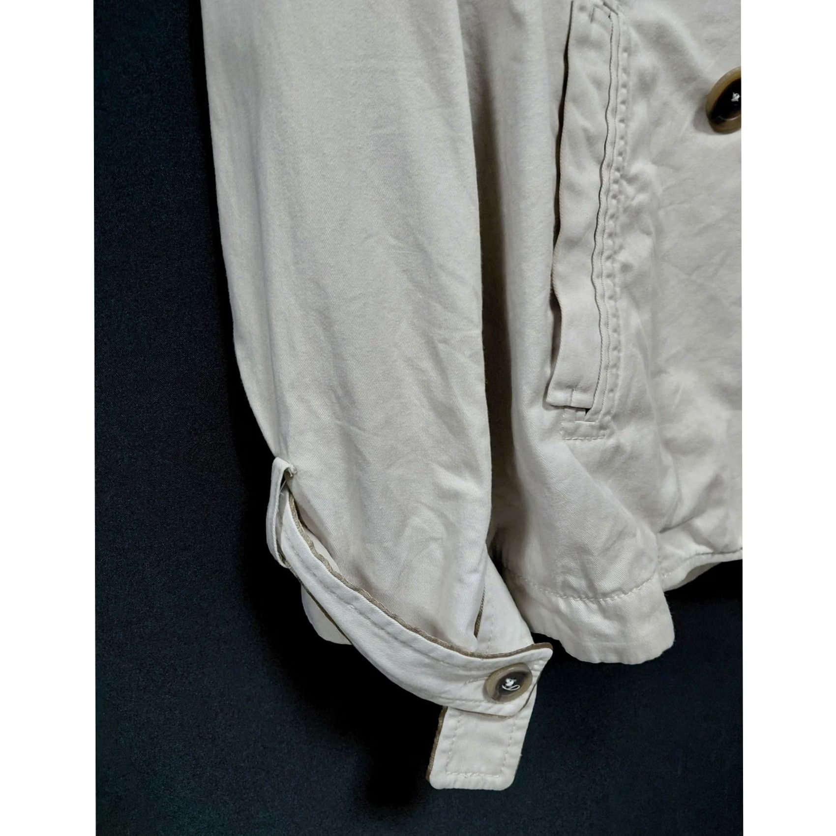 Faconnable Façonnable Romania Beige Double Breasted Trench Coat Solid Women S Coat Size S / US 4 / IT 40 - 5 Thumbnail