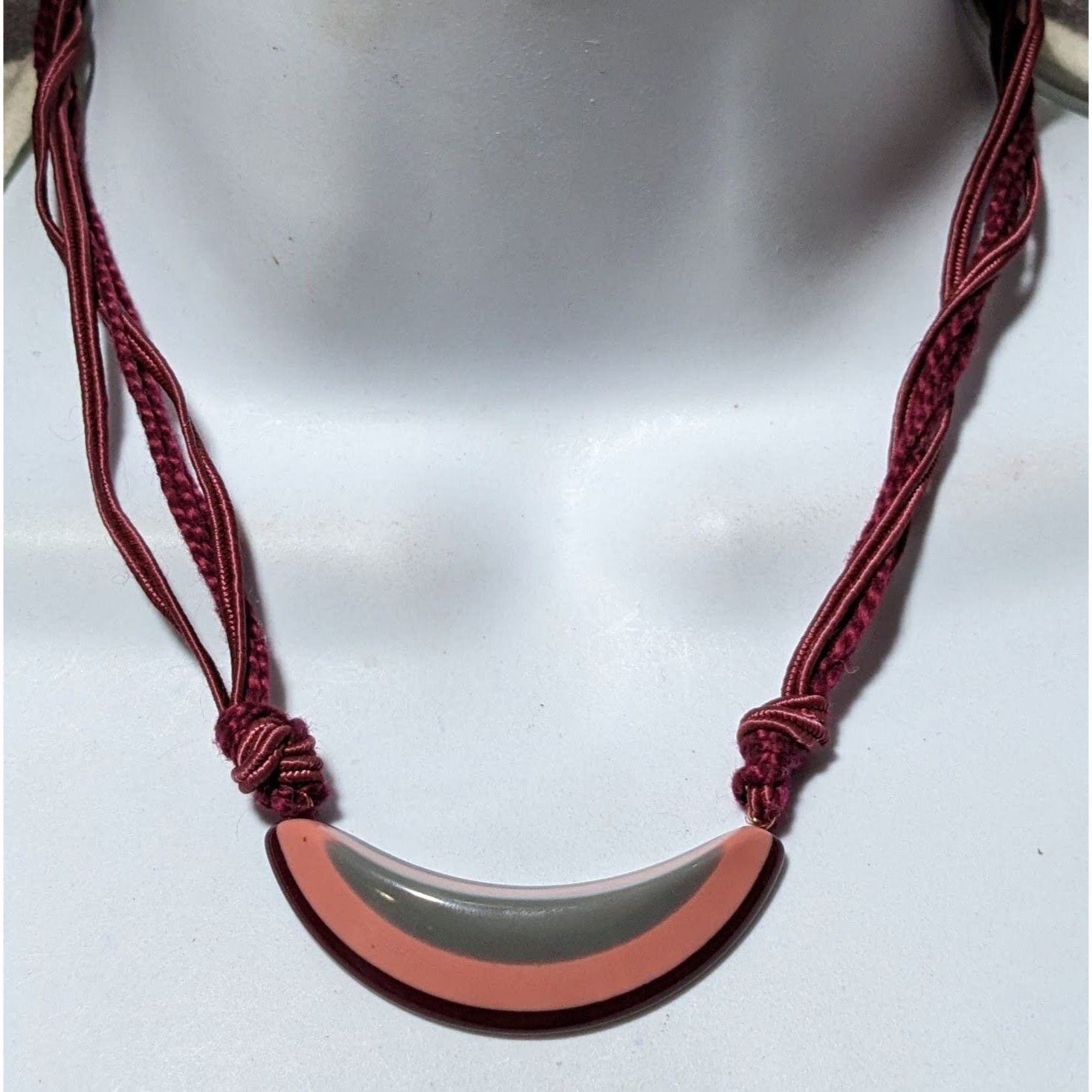 Other Vintage Lucite Pink And Grey Pendant Necklace Size ONE SIZE - 5 Thumbnail