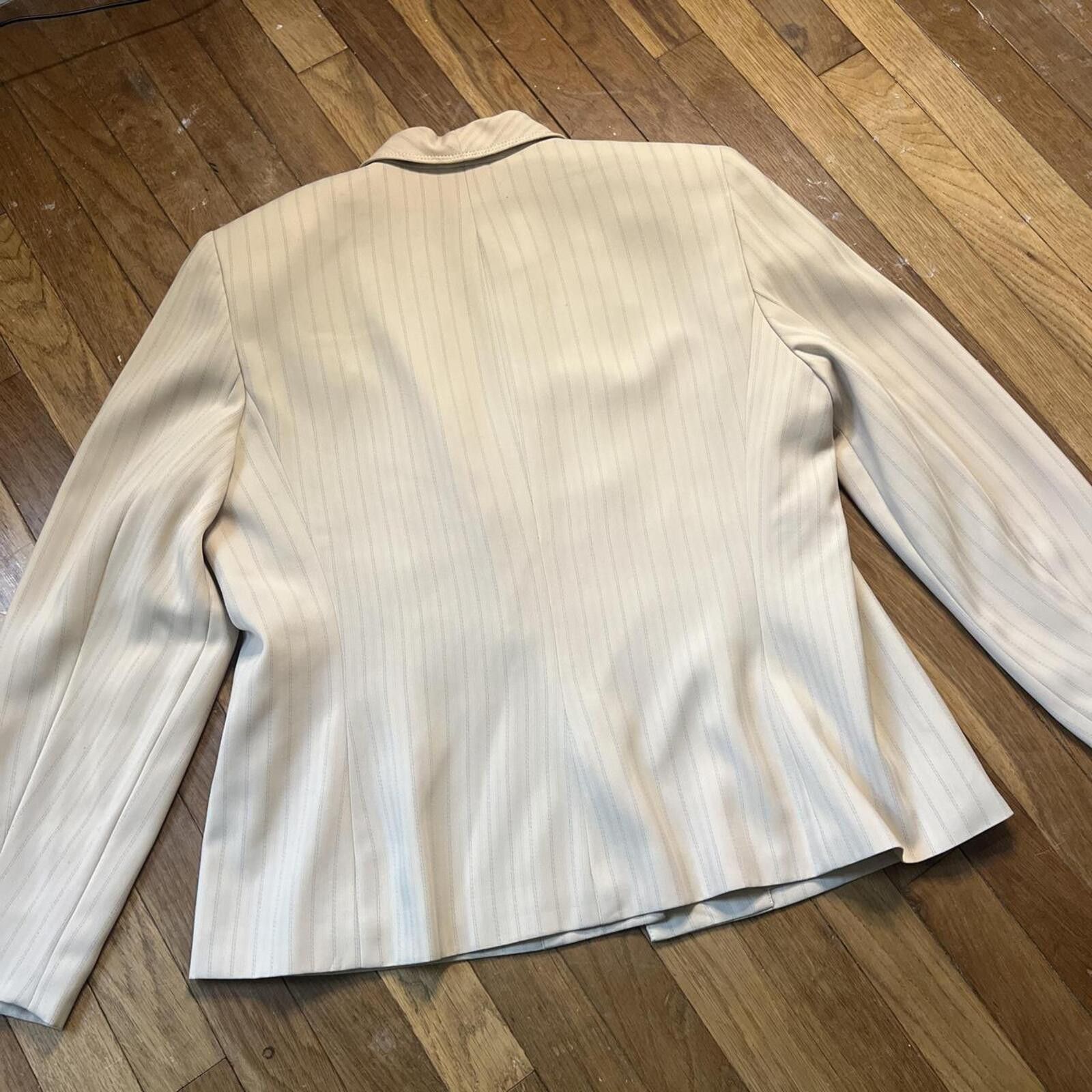Bill Blass Vintage 80s Bill Blass Cream Pinstripe Blazer Size XL / US 12-14 / IT 48-50 - 9 Thumbnail