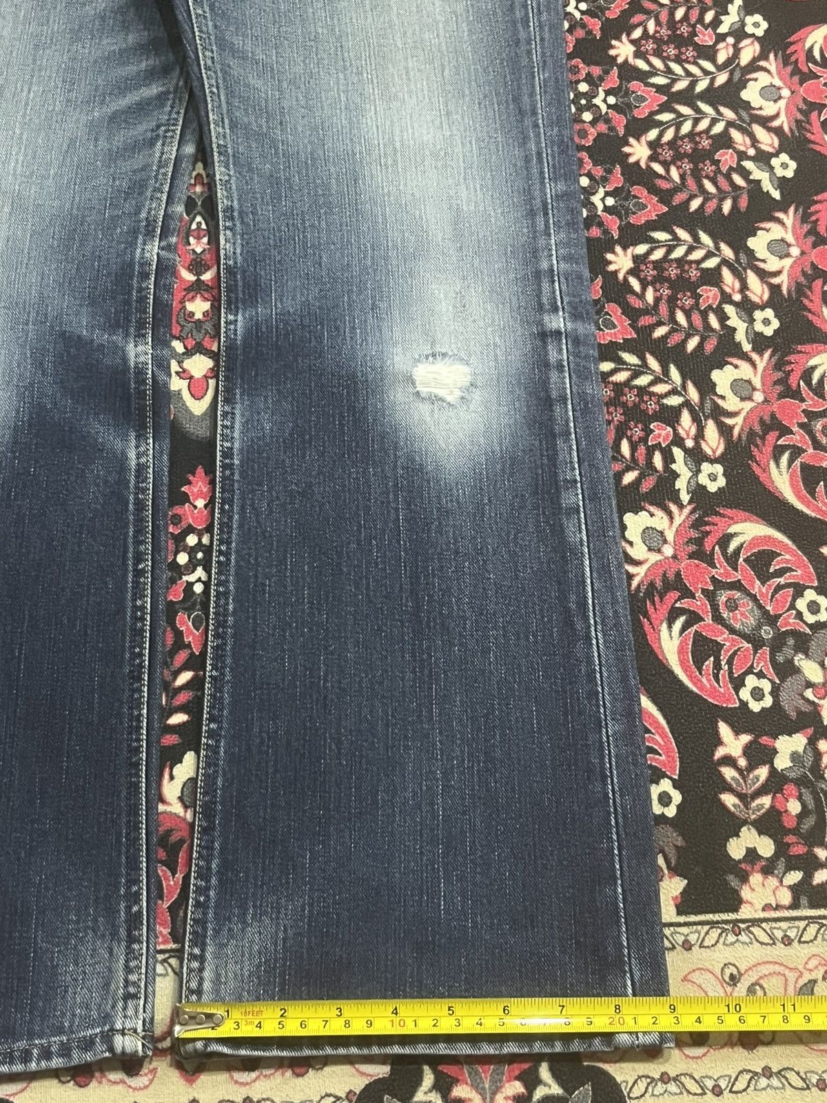 Vintage Vintage Lee Japan Dark Blue Faded Washed Distress Flare Jean Size US 31 - 16 Thumbnail