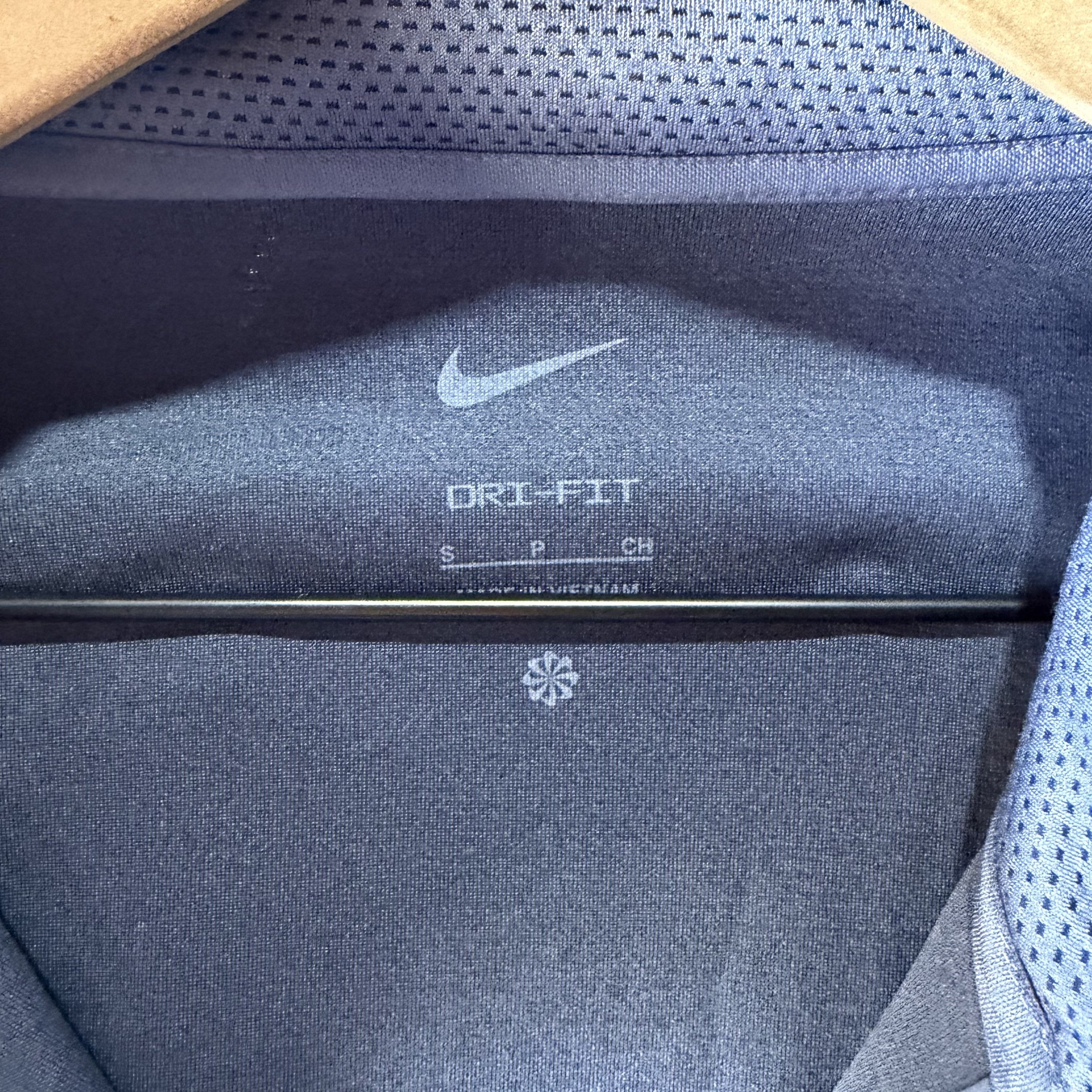 Nike Nike Quarter Zip Sweater Men's Pullover Athletic Dri-FIT LS Size US S / EU 44-46 / 1 - 6 Thumbnail