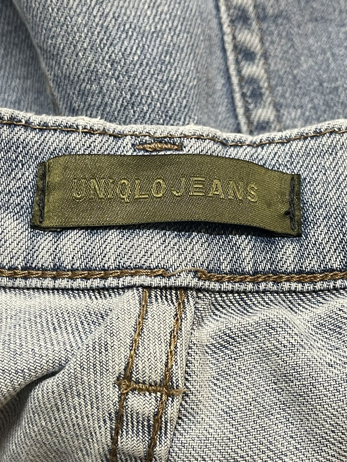 Uniqlo Vintage Japanese Uniqlo Blue Faded Wash Style Baggy Jeans Size US 28 / EU 44 - 9 Thumbnail