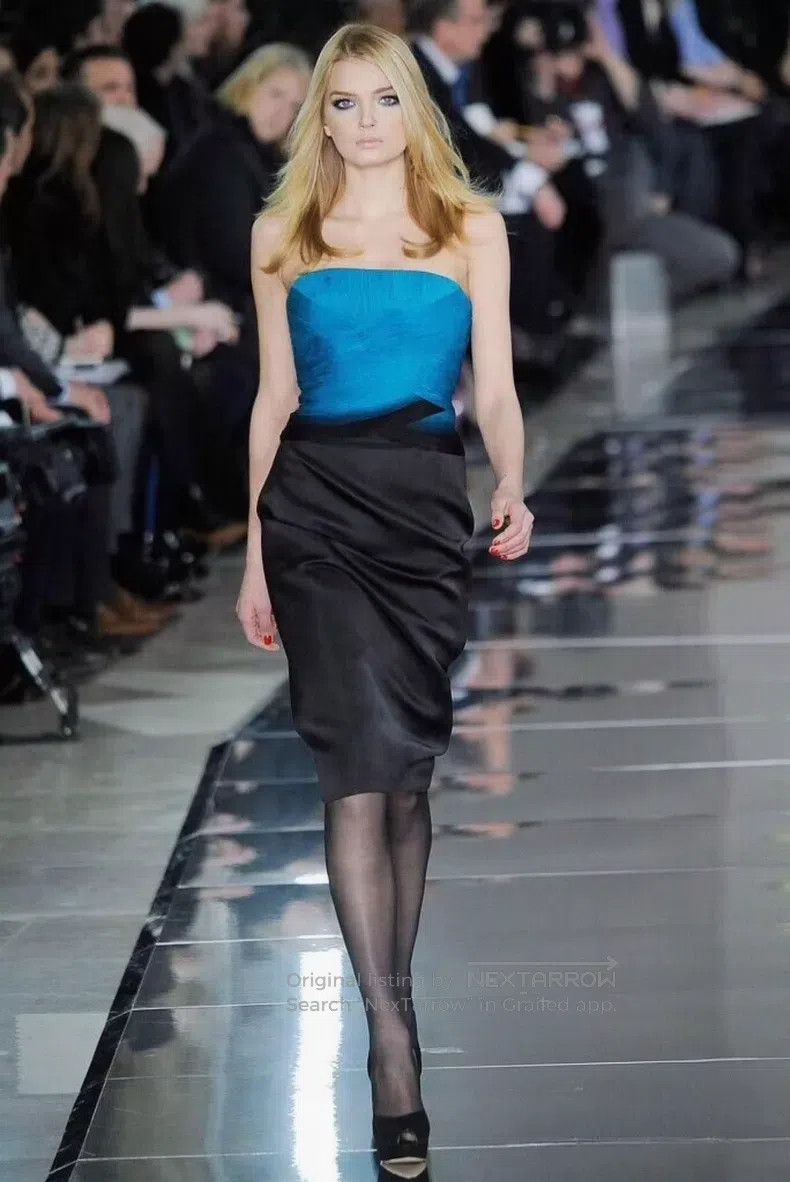 Valentino Valentino Blue-black color-blocked silk fishbone strapless Size S / US 4 / IT 40 - 1 Thumbnail