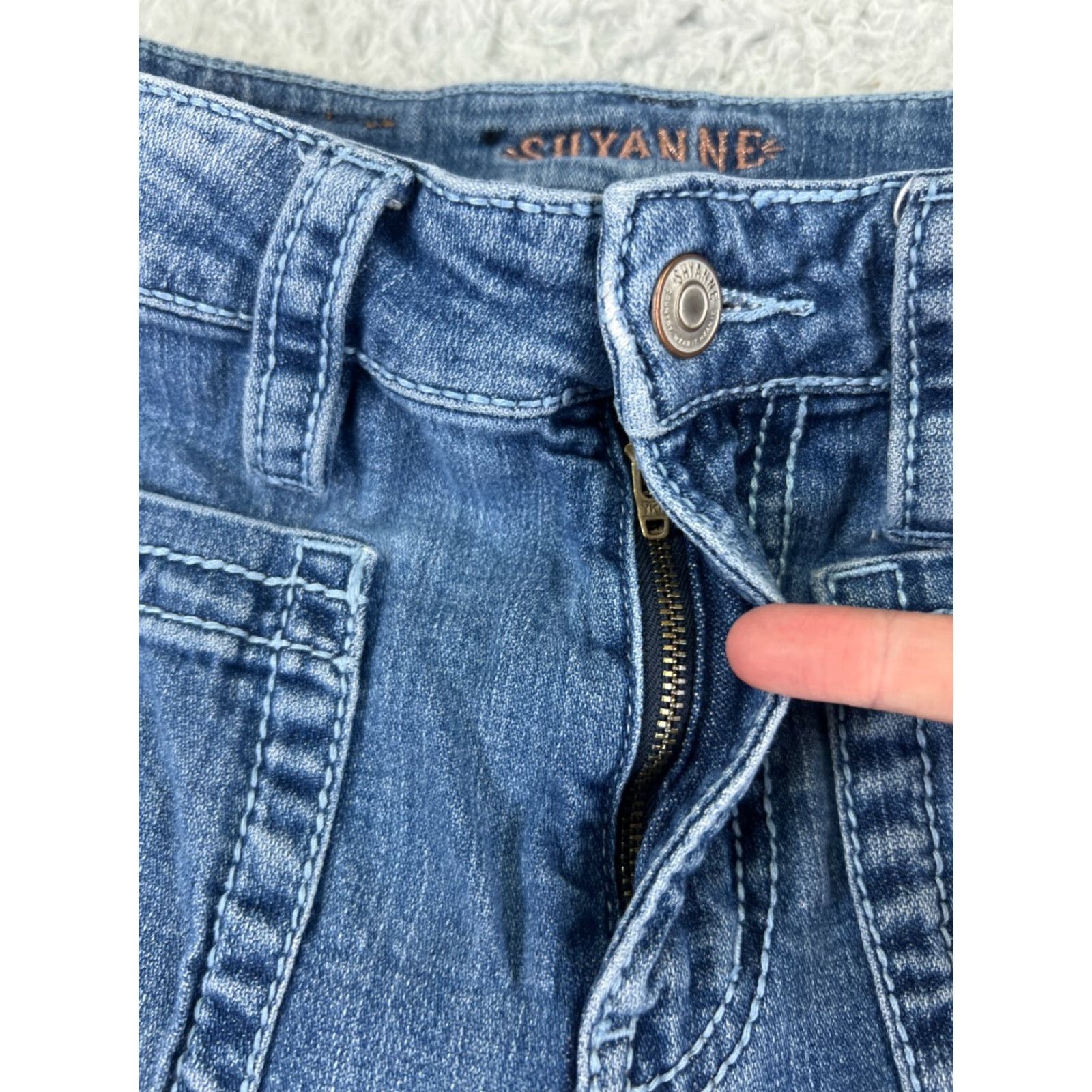Vintage Shyanne Jeans Womens 29 Blue Denim Wide Leg Flare Mid Rise Cotton 24x29 Size 29" - 5 Thumbnail