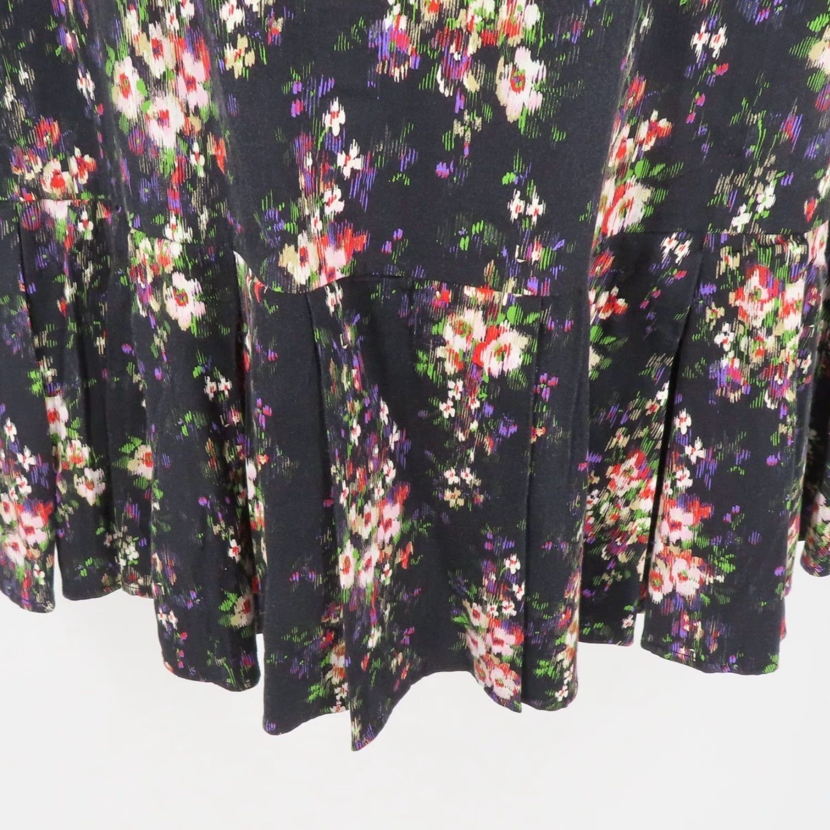 Vintage Tuckernuck Women S Tate Onyx Falling Flowers Bouquet Pleated Floral Shirt Dress Long Sleeve Size S / US 4 / IT 40 - 3 Thumbnail