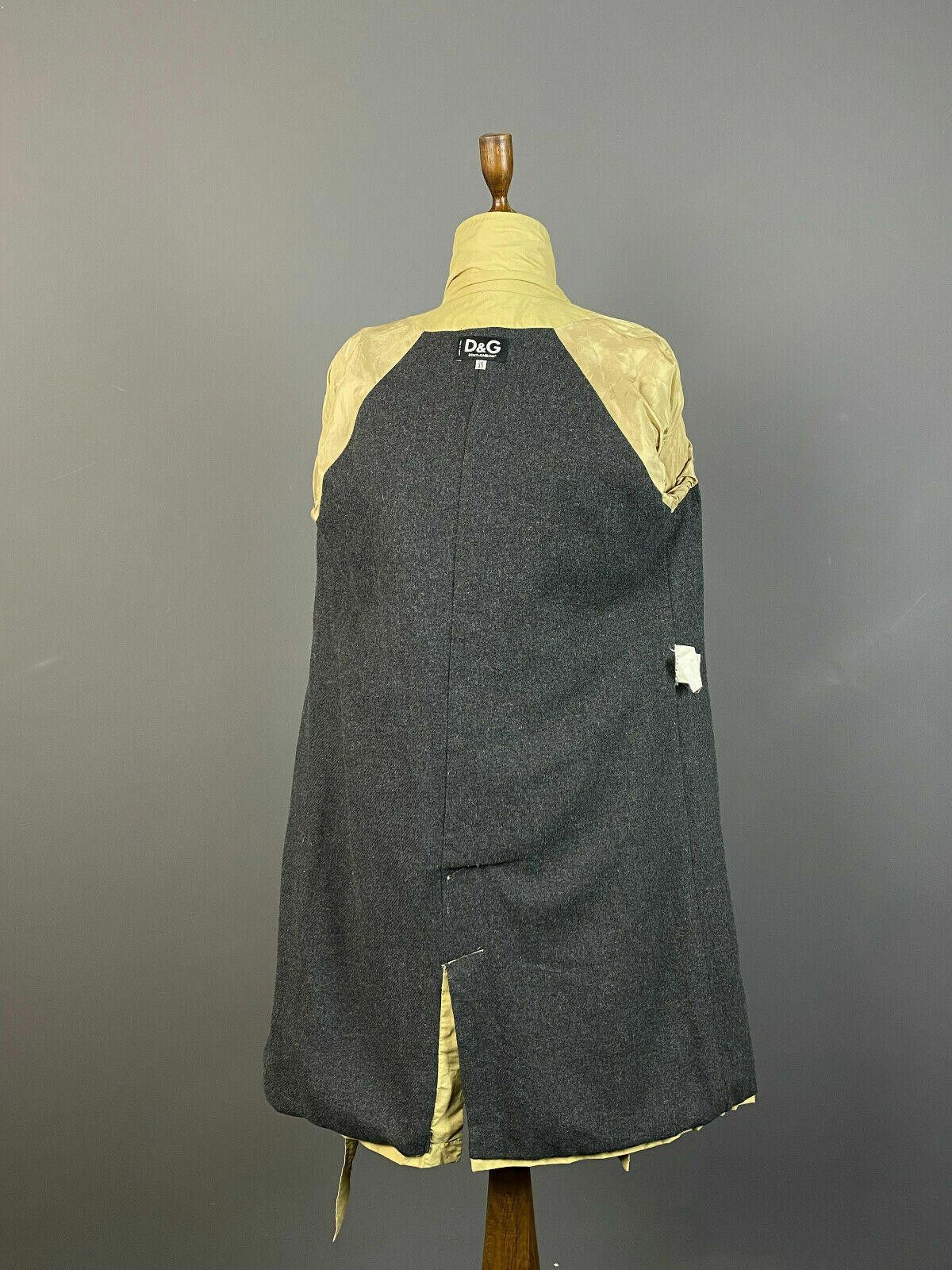Dolce & Gabbana Dolce & Gabbana Beige Double Trench Coat Size 42 / 28 Size M / US 6-8 / IT 42-44 - 9 Thumbnail
