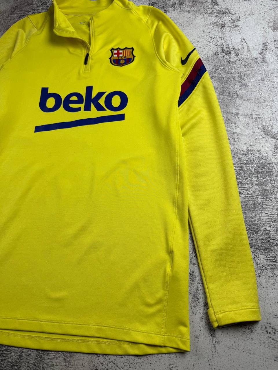 Nike BARCELONA 2021 2022 Training Track Top S Size Nike Soccer Football Shirt Jersey Size US S / EU 44-46 / 1 - 11 Thumbnail