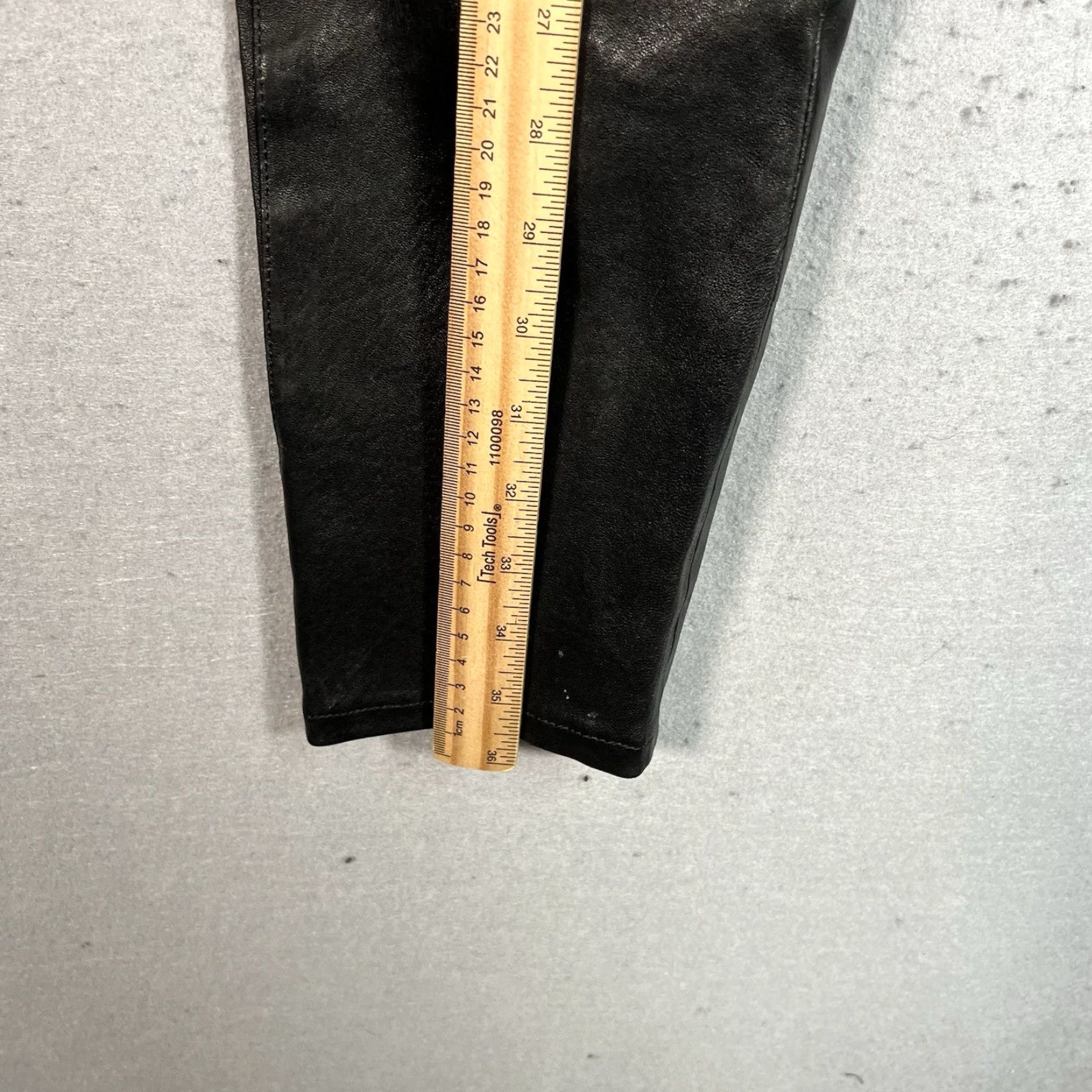 J Brand VINTAGE J Brand High Rise 100% Lamb Leather Straight Leg Crop Pants Black Size 26 Womens Size 26" / US 2 / IT 38 - 4 Thumbnail