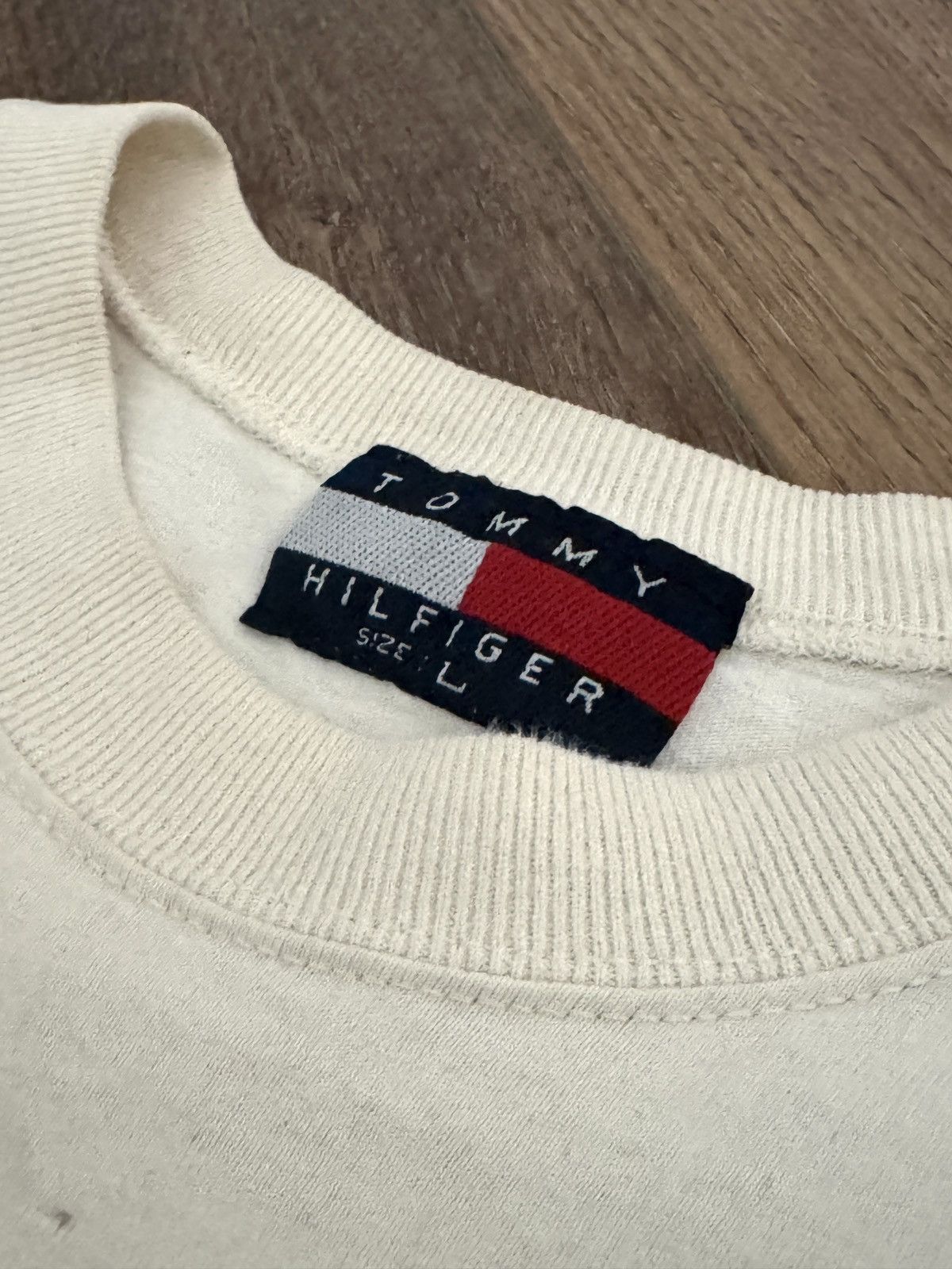 Tommy Hilfiger Vintage Tommy Hilfiger USA Collection Logo Tee Size L Size US L / EU 52-54 / 3 - 3 Thumbnail
