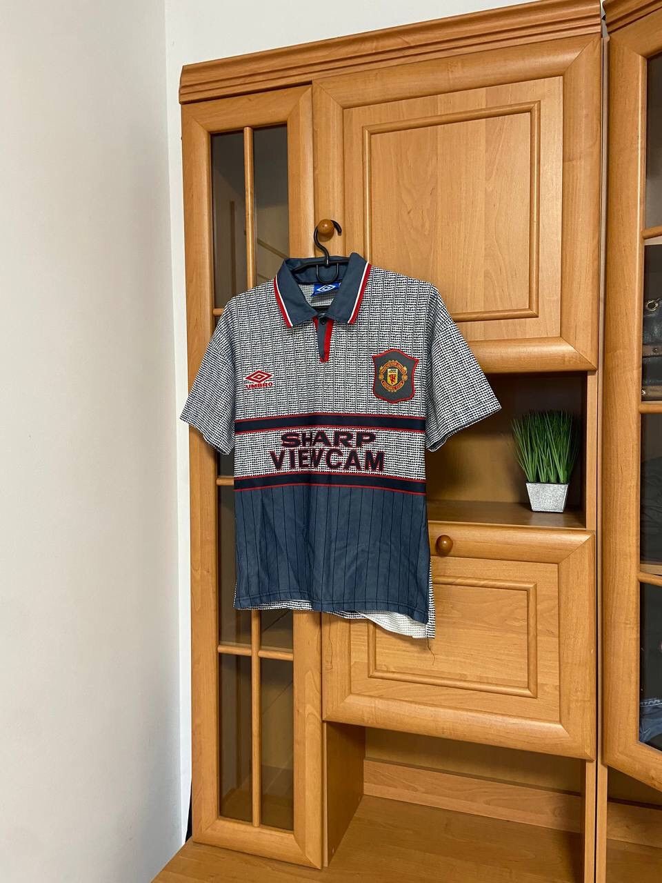 Umbro Umbro Manchester United 1995 1996 Away Football Soccer Shirt Size US S / EU 44-46 / 1 - 1 Thumbnail