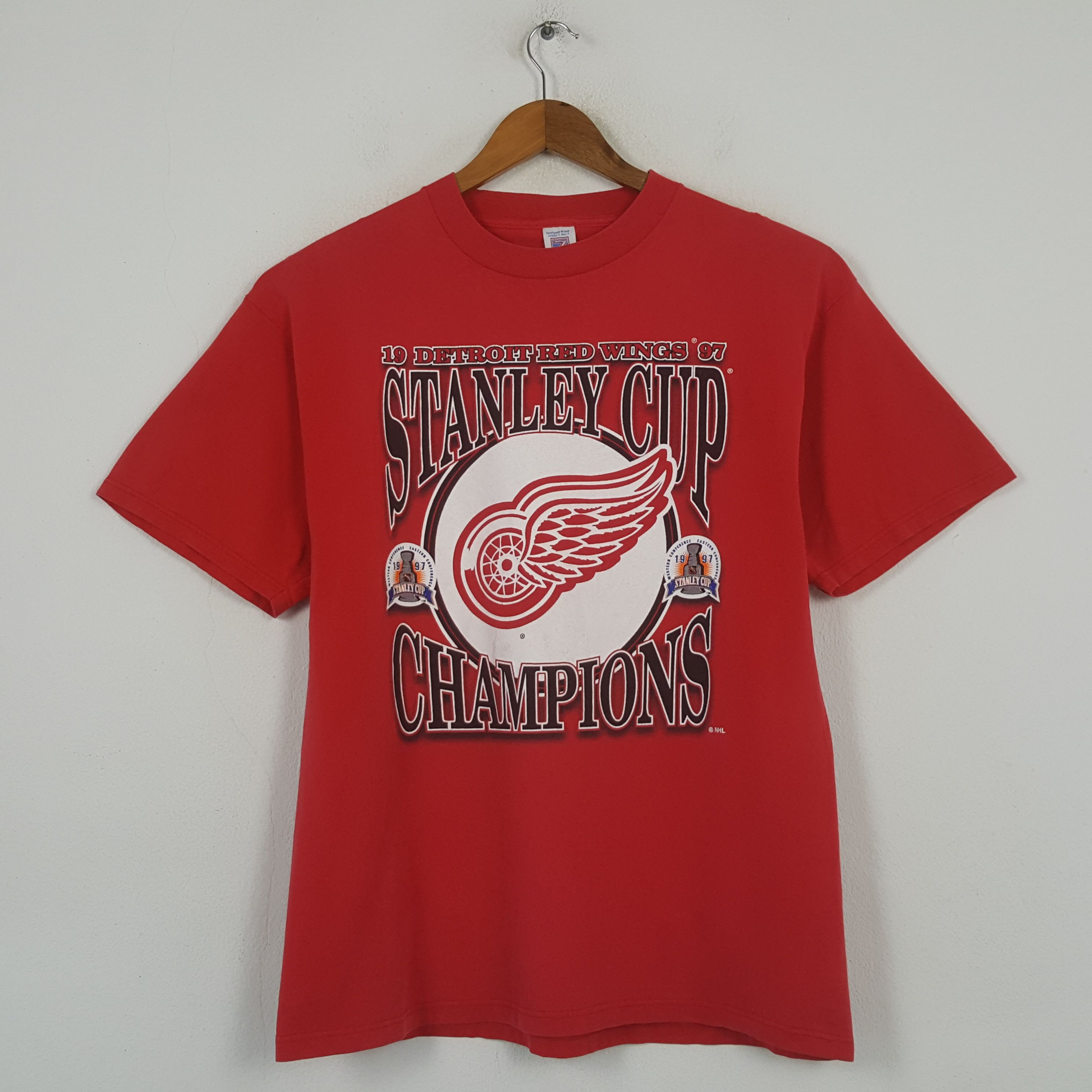 Vintage 90's Detroit Red Wings NHL Team T-shirt 31