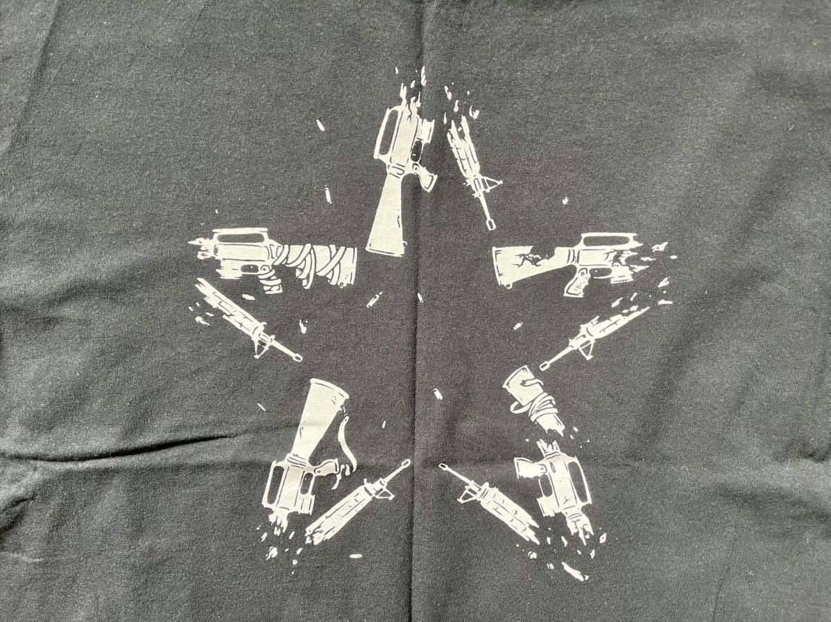 Gildan Anti Flag Punk Rock Graphic Band Tee weapon star Size US XL / EU 56 / 4 - 4 Thumbnail