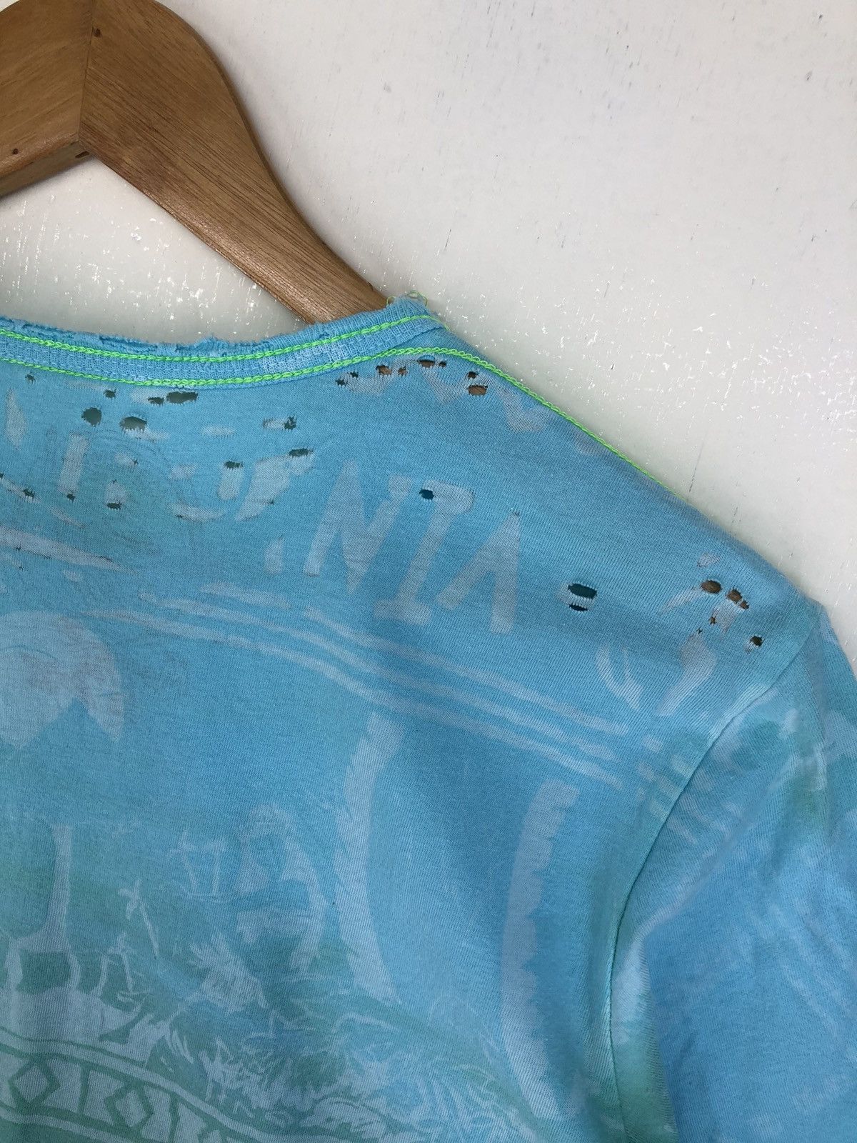 Japanese Brand Mowgli Surf Distressed Tshirt Size US M / EU 48-50 / 2 - 12 Thumbnail