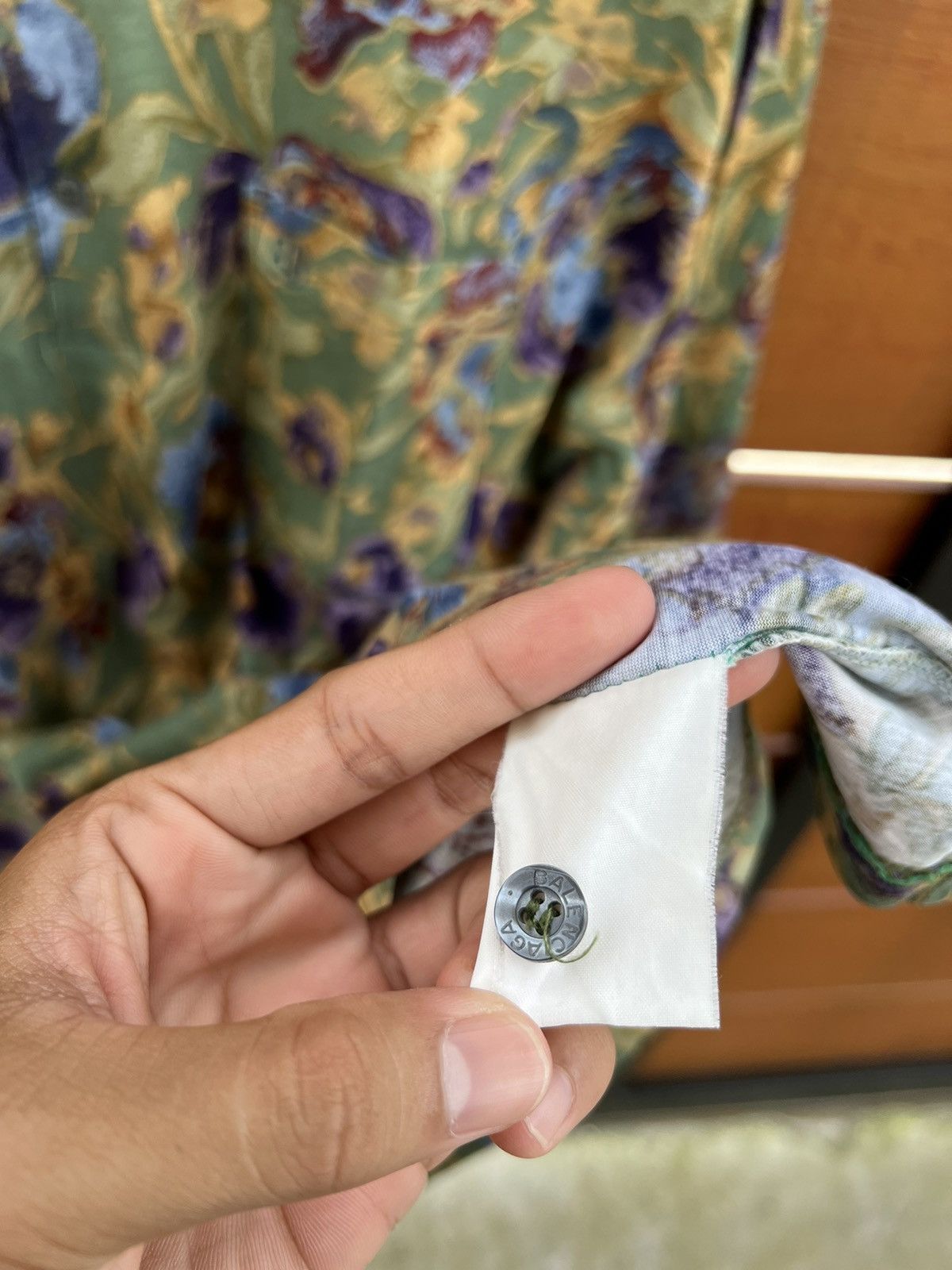 Balenciaga × Vintage Vintage Balenciaga Floral Shirt Size US M / EU 48-50 / 2 - 7 Thumbnail