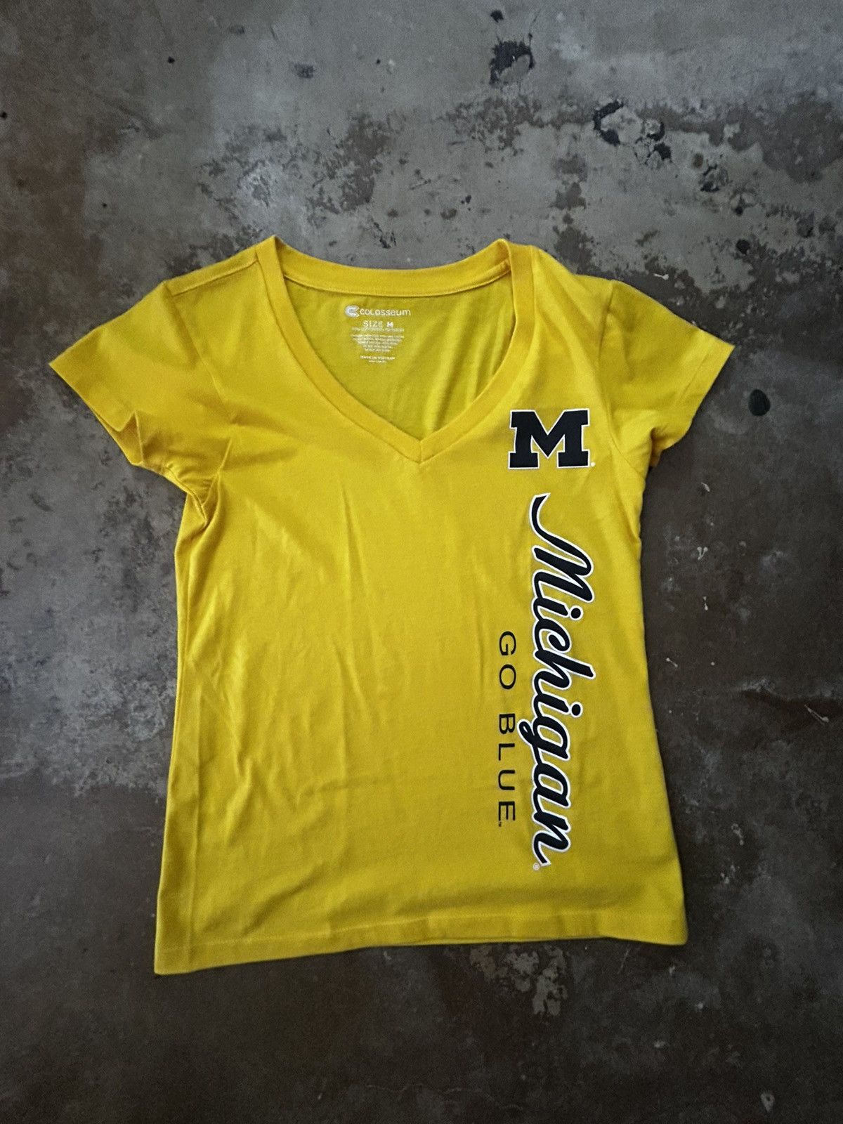 Colosseum Athletics Michigan yellow shirt Size M / US 6-8 / IT 42-44 - 1 Thumbnail
