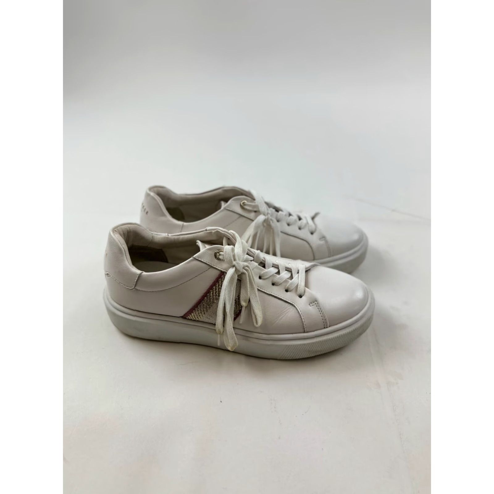 Ted Baker Ted Baker Sneakers Womens US 8.5 EU 39 White Metallic Detail Webbing Trainers Shoes Casual Size US 9 / IT 39 - 5 Thumbnail
