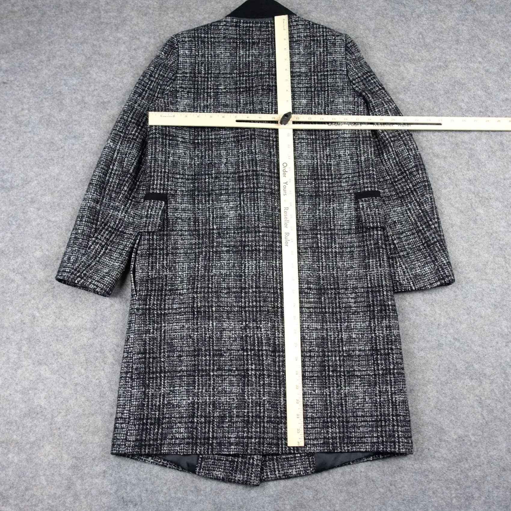 Vintage KL by LYNN Coat Womens Size 2 Black Gray Wool Blend Tweed Plaid Winter Overcoat Size XS / US 0-2 / IT 36-38 - 7 Thumbnail