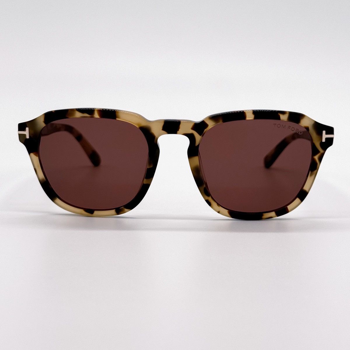 Tom Ford NEW TOM FORD AVERY TF931 56S WOMEN SUNGLASSES FT0931/S BROWN Size ONE SIZE - 3 Thumbnail