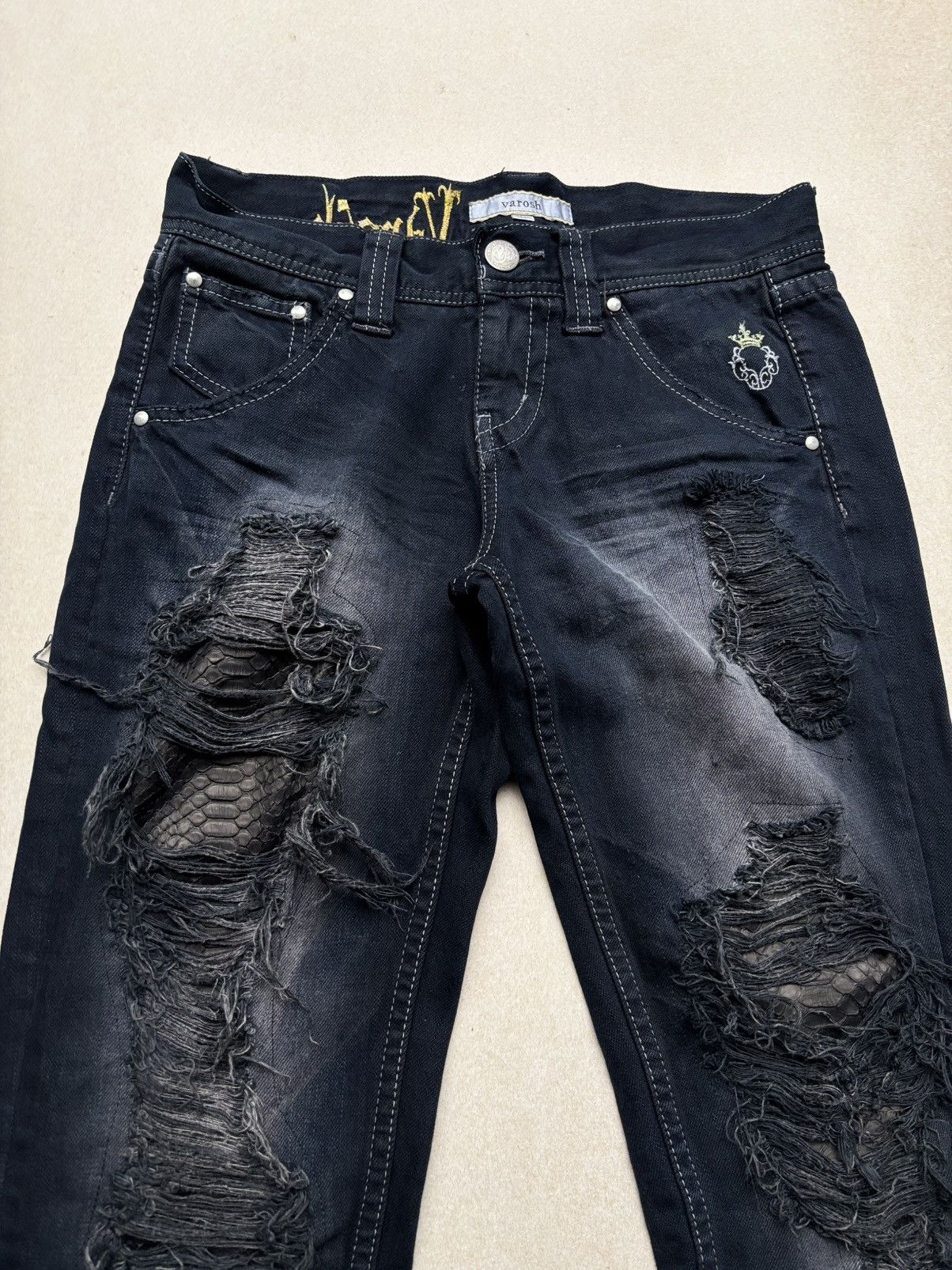 Japanese Brand VAROSH distressed flare jeans Size US 29 - 2 Thumbnail