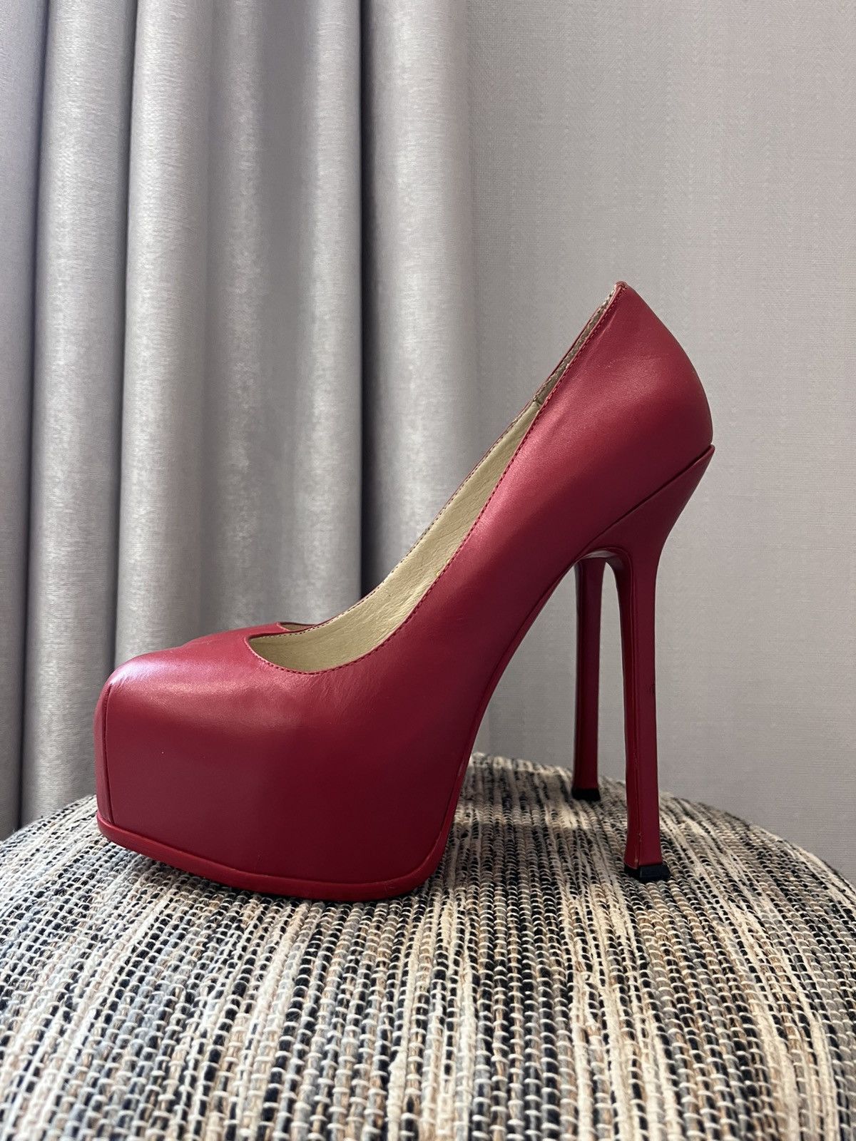 Vintage × Yves Saint Laurent Vintage Yves Saint Laurent high Heels Red Leather shoes Size US 9 / IT 39 - 1 Thumbnail