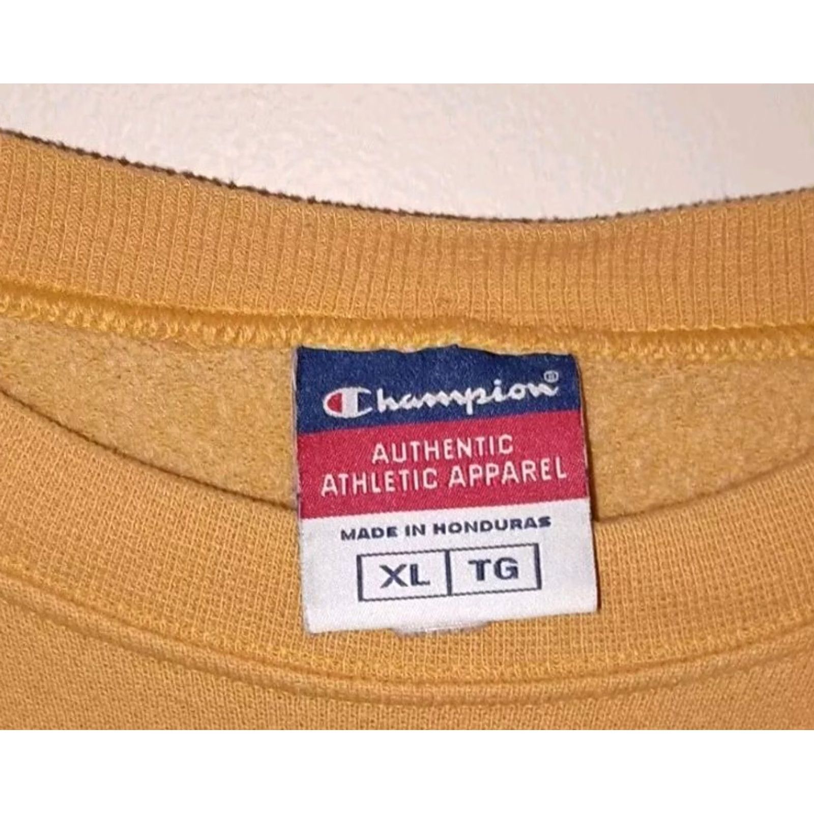 Champion VINTAGE Champion Mens Crew Neck Pullover XL Yellow Reverse Weave Logo Sweater Size US XL / EU 56 / 4 - 2 Thumbnail