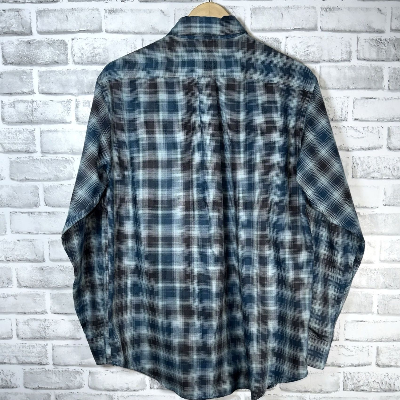 Roundtree & Yorke Roundtree & Yorke Blue Long Sleeve Button-Down Shirt Mens Size S Size US S / EU 44-46 / 1 - 5 Thumbnail
