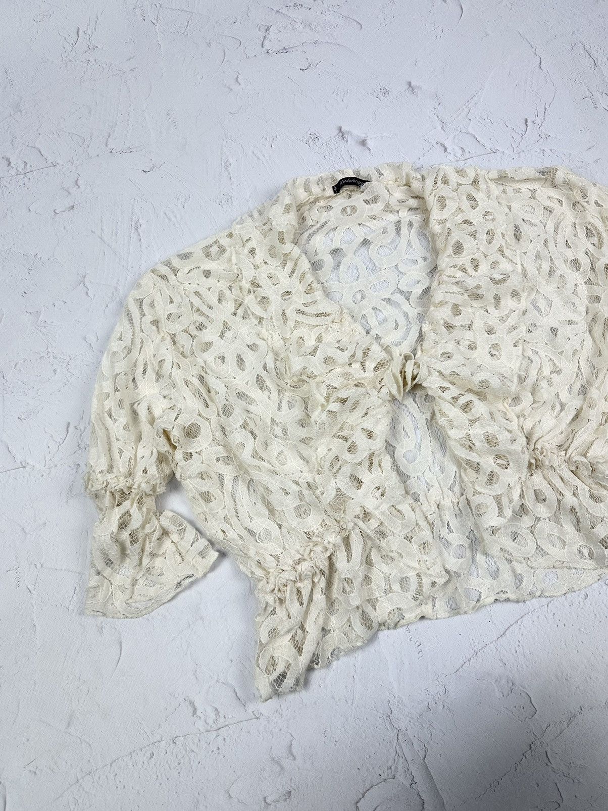 Japanese Brand × Vintage Vintage Mesh Relaxed Crop Blouse Size L / US 10 / IT 46 - 2 Thumbnail