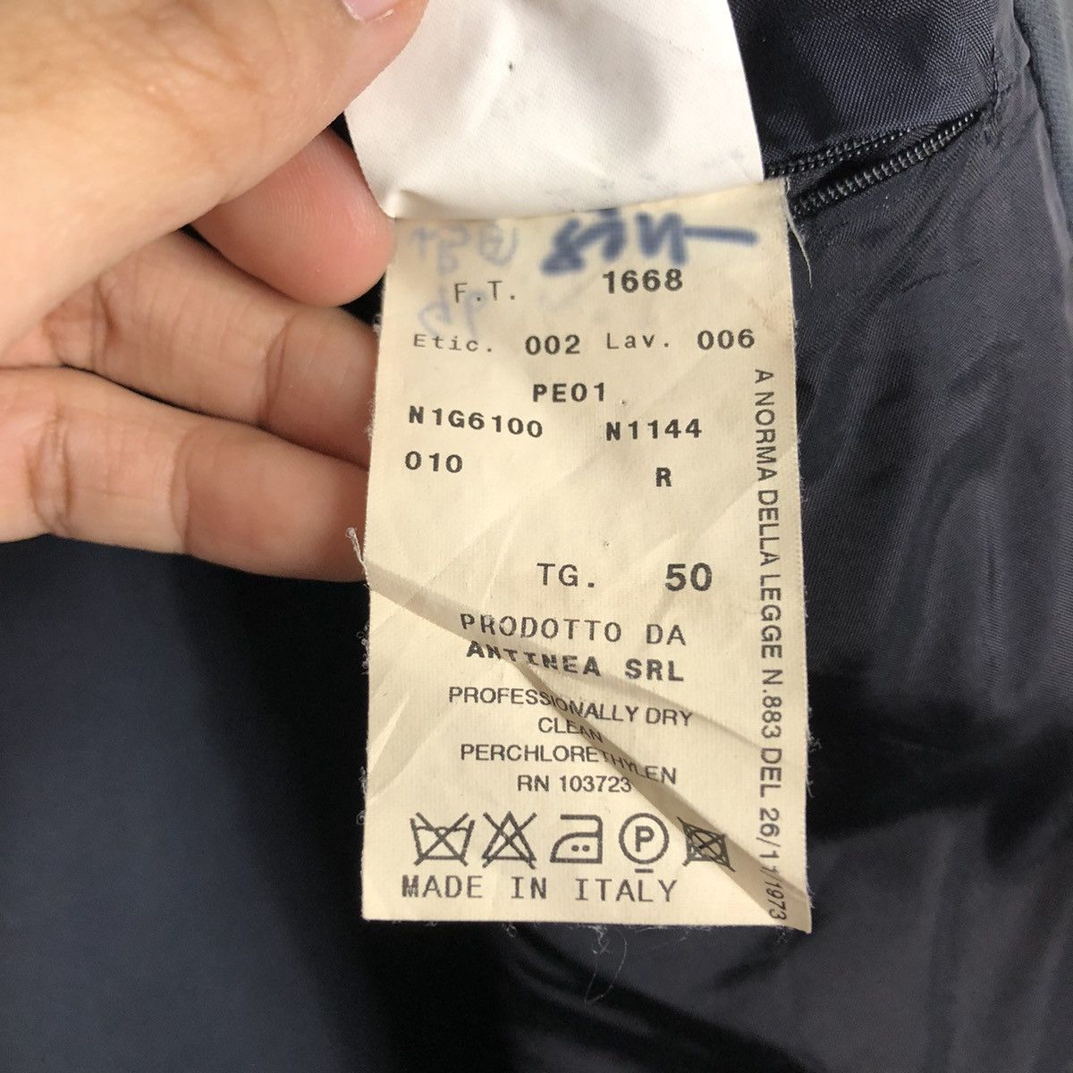 Emporio Armani 📌Rich Black Vintage Emporio Armani Made in Italy Coats Size US M / EU 48-50 / 2 - 19 Thumbnail