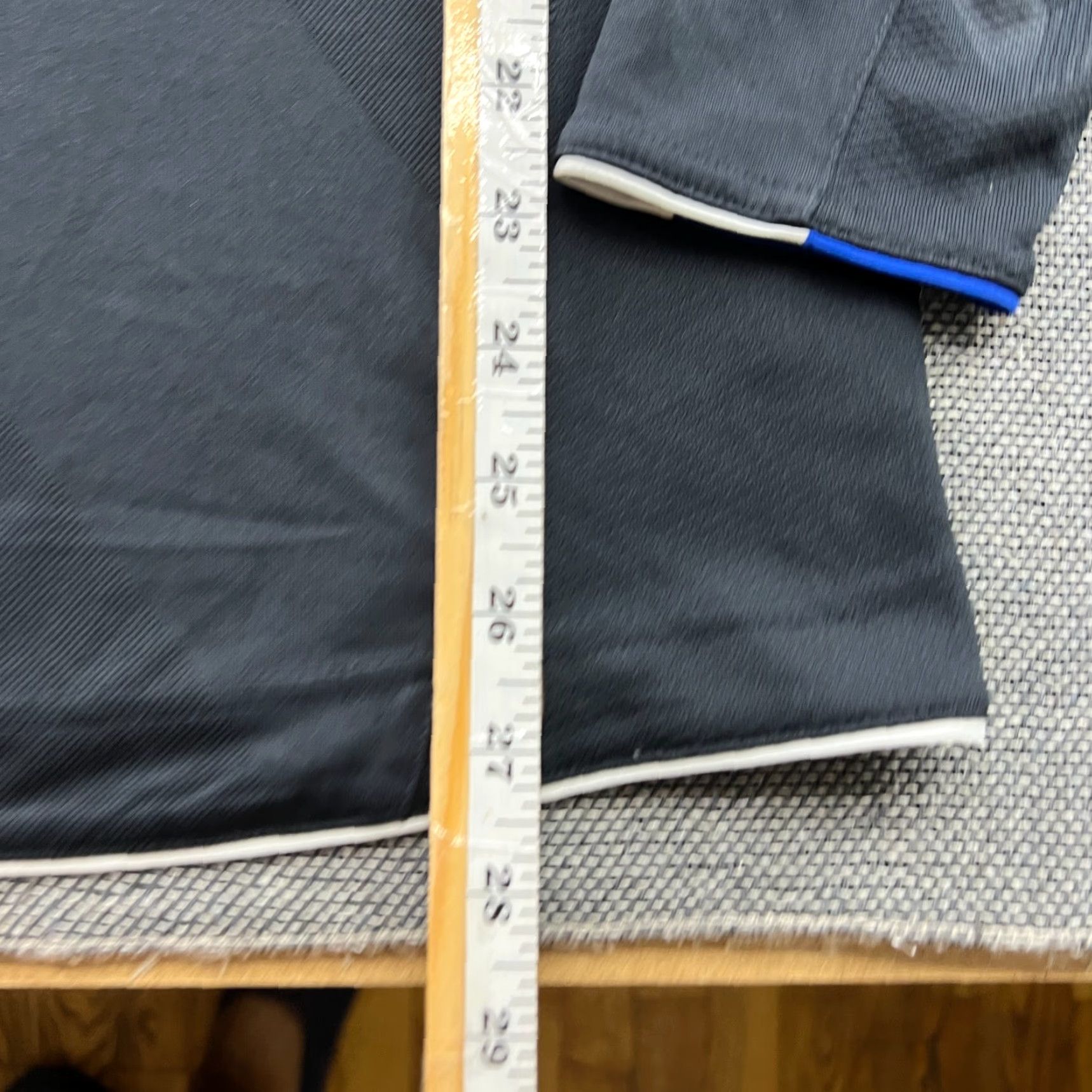 Hummel Hummel Denmark 2018 2019 Goalkeeper Football Jersey Mens Small Hummel Black Long Sleeve Round Neck Athletic Moisture Wicking Quick Dry Shirt Size US S / EU 44-46 / 1 - 6 Thumbnail