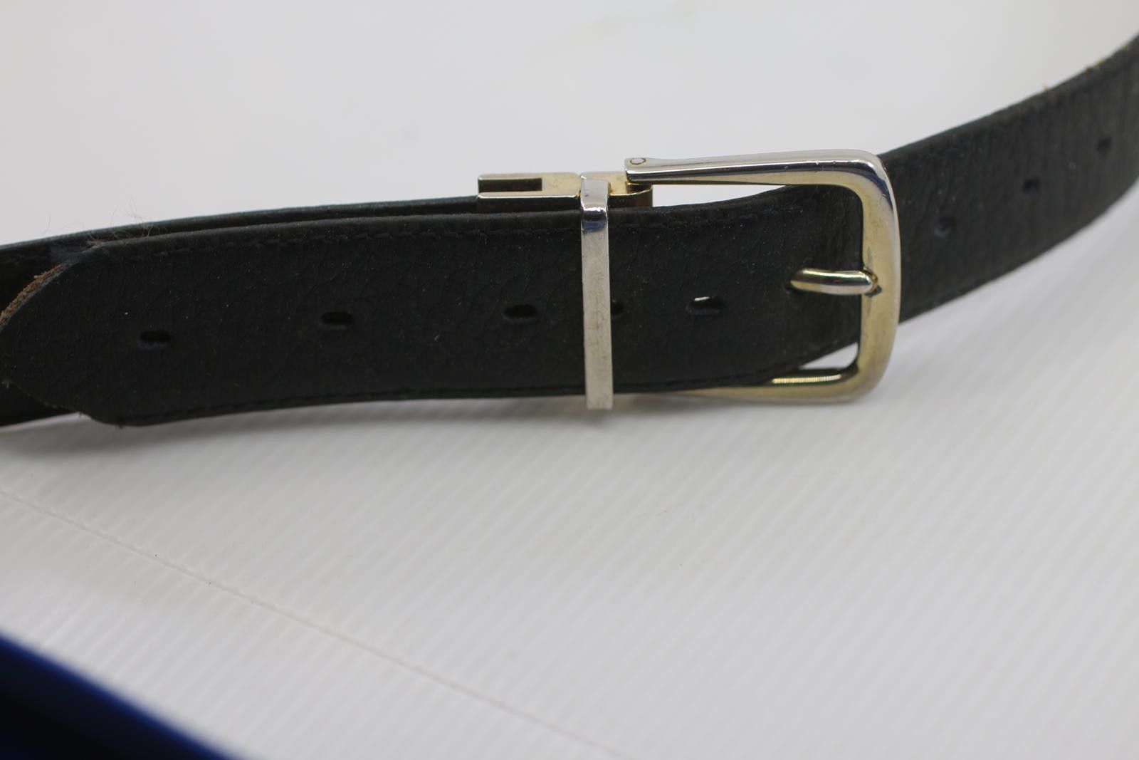 The Unbranded Brand Unisex Black Leather Belt Silver Tone Buckle Classic Style Size ONE SIZE - 2 Thumbnail
