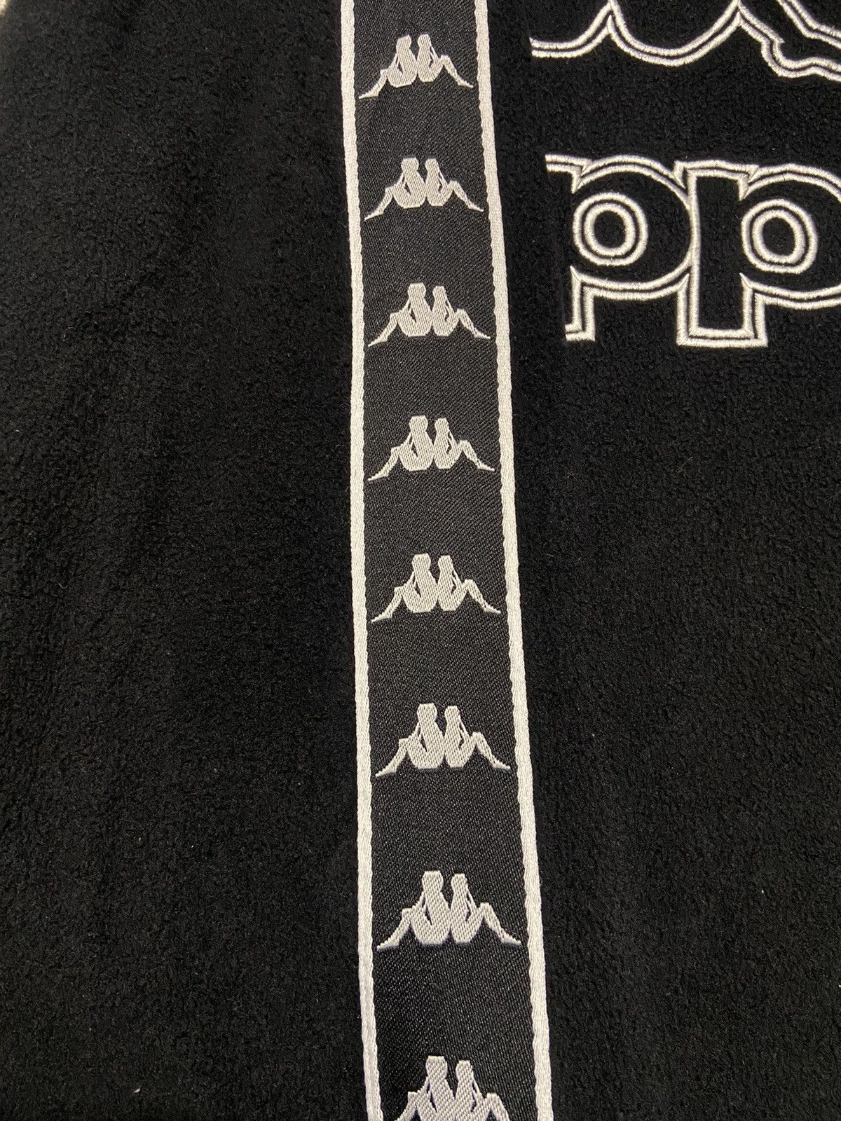 Kappa × Vintage Vintage Kappa Sidetape Big Logo Fleece Jacket Size US L / EU 52-54 / 3 - 9 Thumbnail