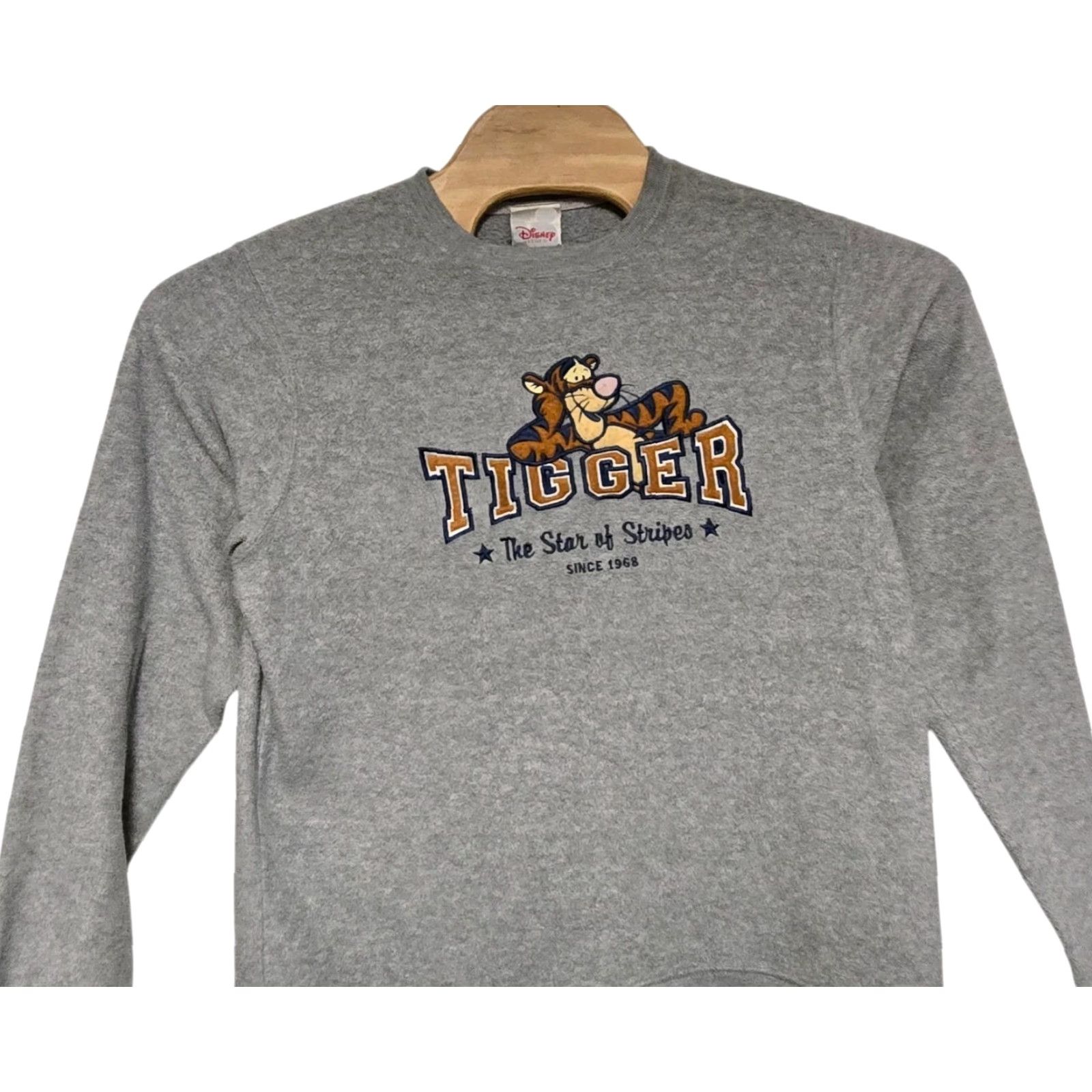 Disney Disney Sweatshirt Mens S Gray Fleece Embroidered Logo Star of Stripes Pooh 90s Vintage Tigger Costume Cartoon Size US S / EU 44-46 / 1 - 2 Thumbnail