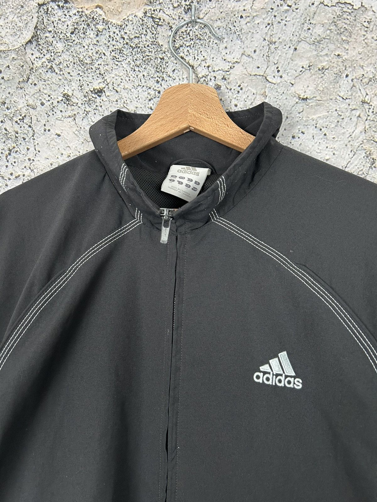 Adidas Vintage Adidas 90s Light Nylon Jacket Streetwear Gorpcore Size US XL / EU 56 / 4 - 3 Thumbnail